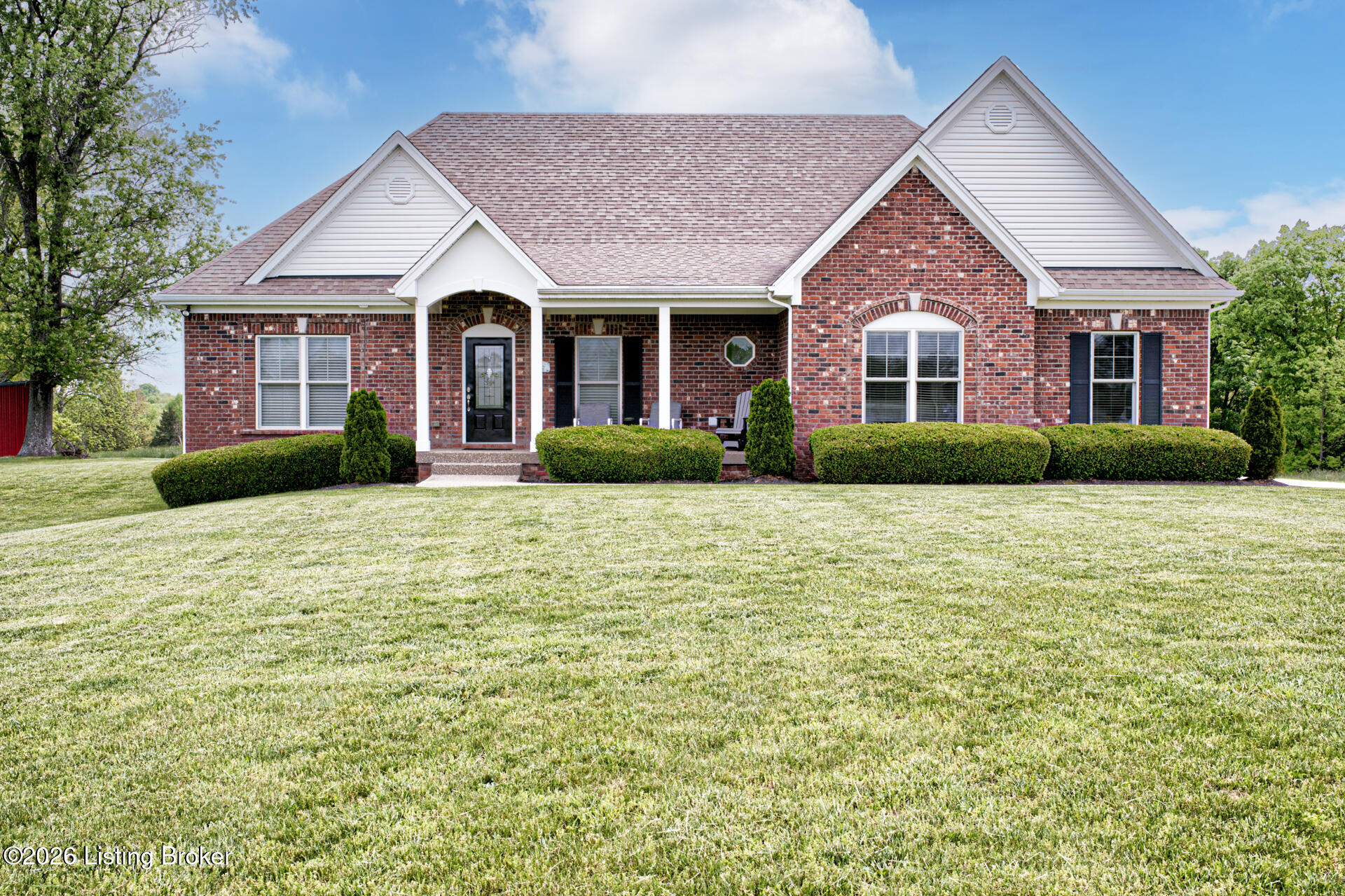 1000 Raisor Ln Property Photo 3