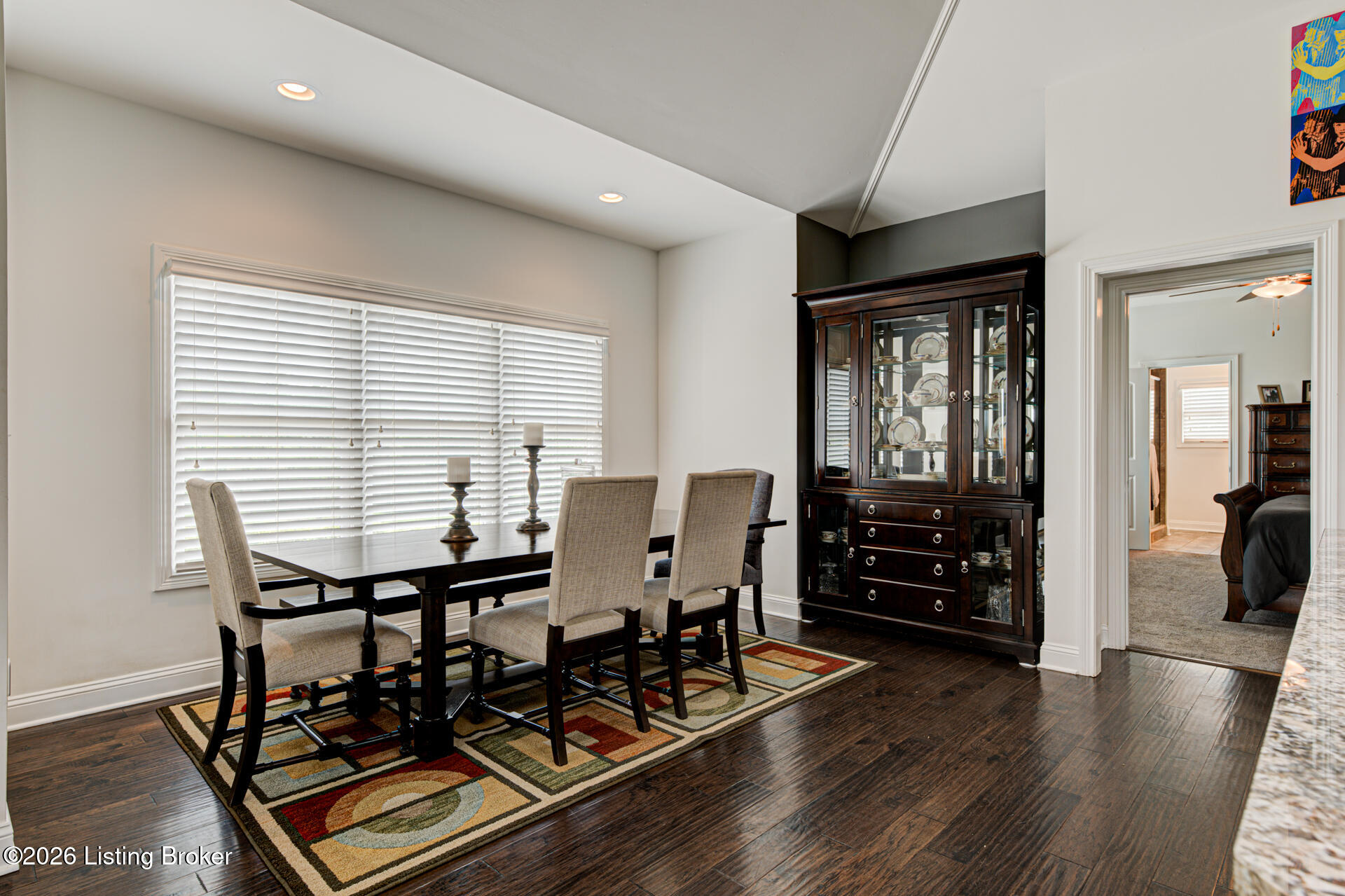 1000 Raisor Ln Property Photo 16