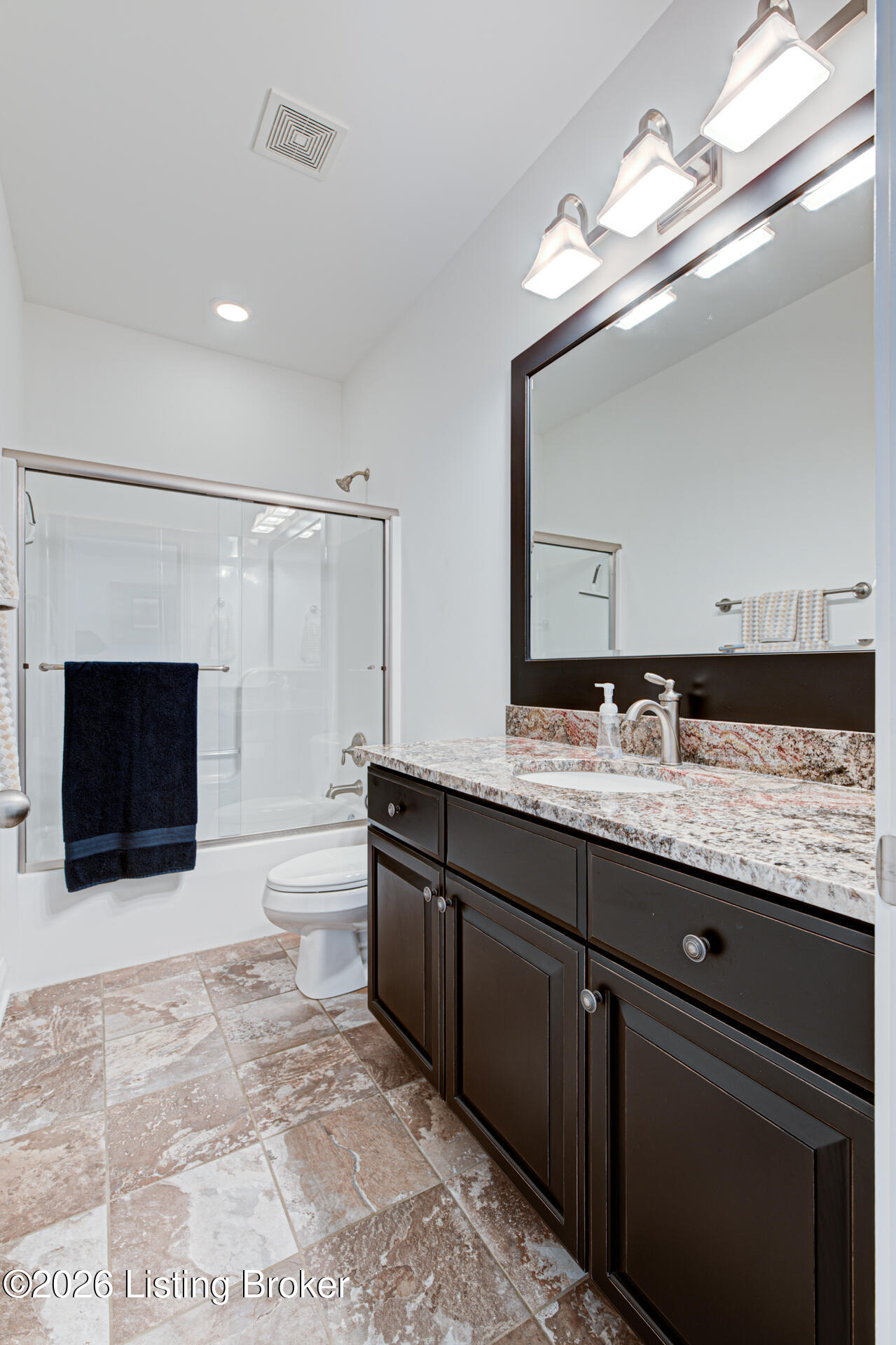 1000 Raisor Ln Property Photo 23