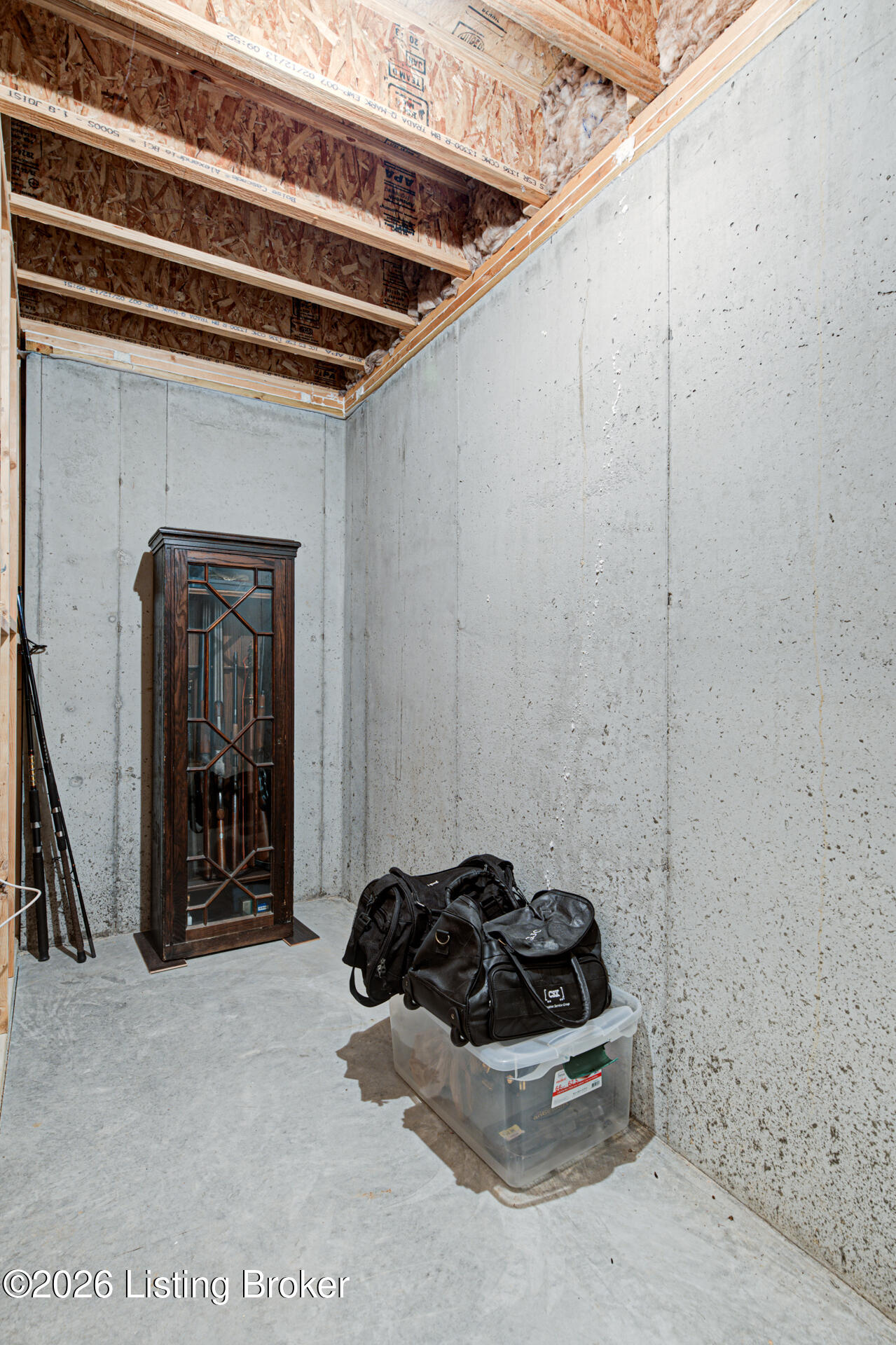 1000 Raisor Ln Property Photo 32