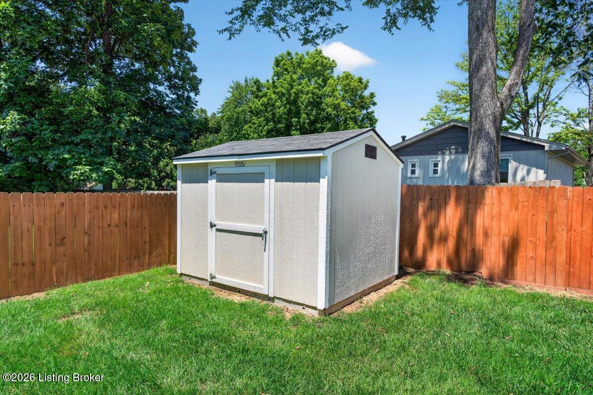11019 Brechin Rd Property Photo 9