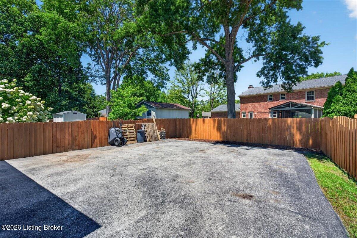 11019 Brechin Rd Property Photo 43