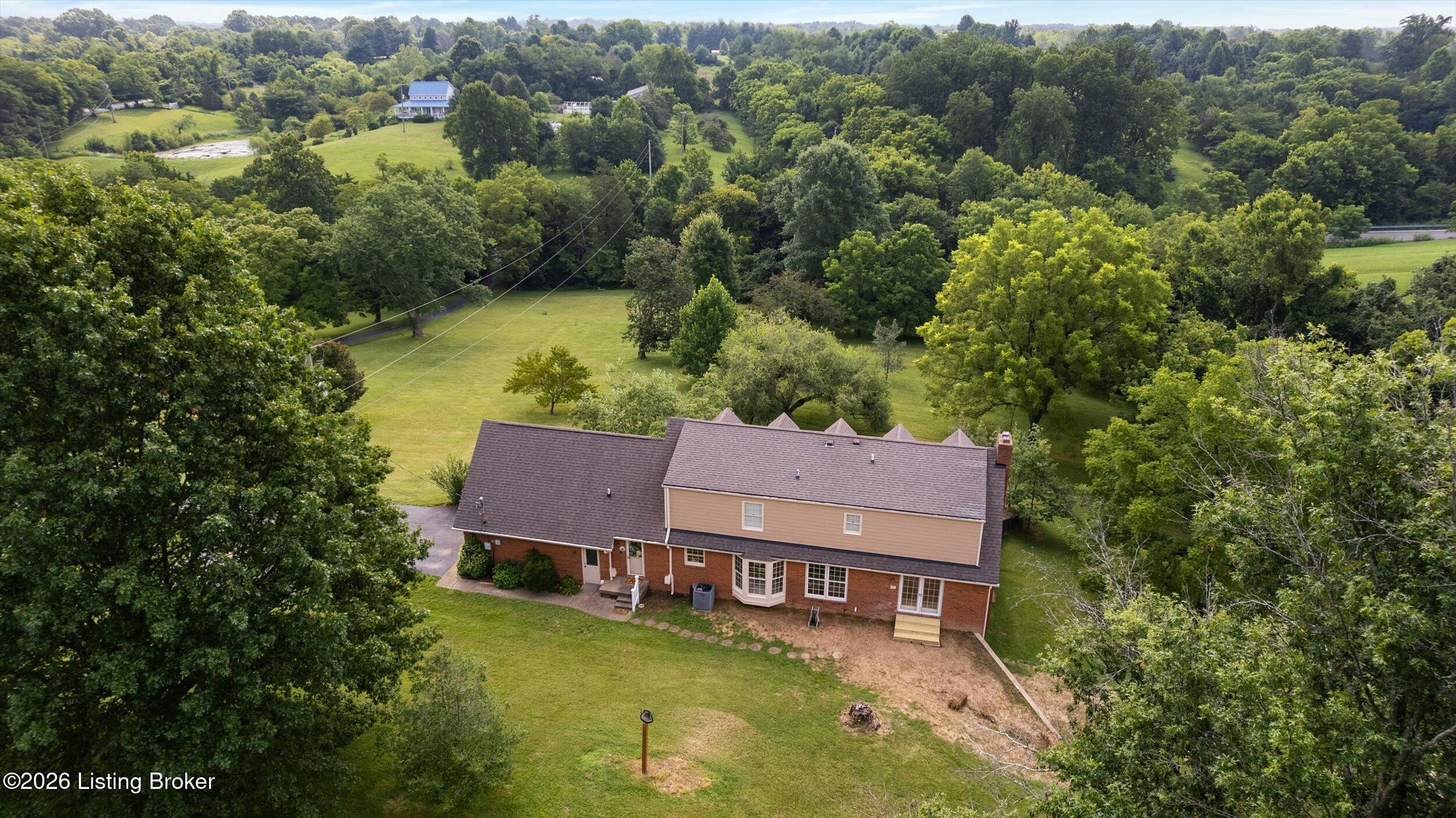 7412 Routt Rd Property Photo 2