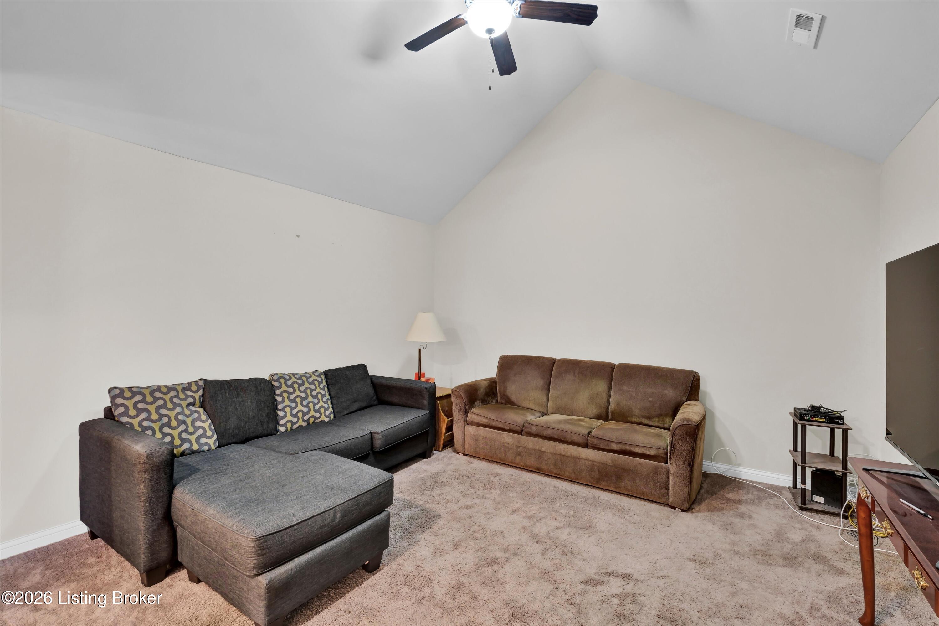 11402 River Falls Dr Property Photo 9