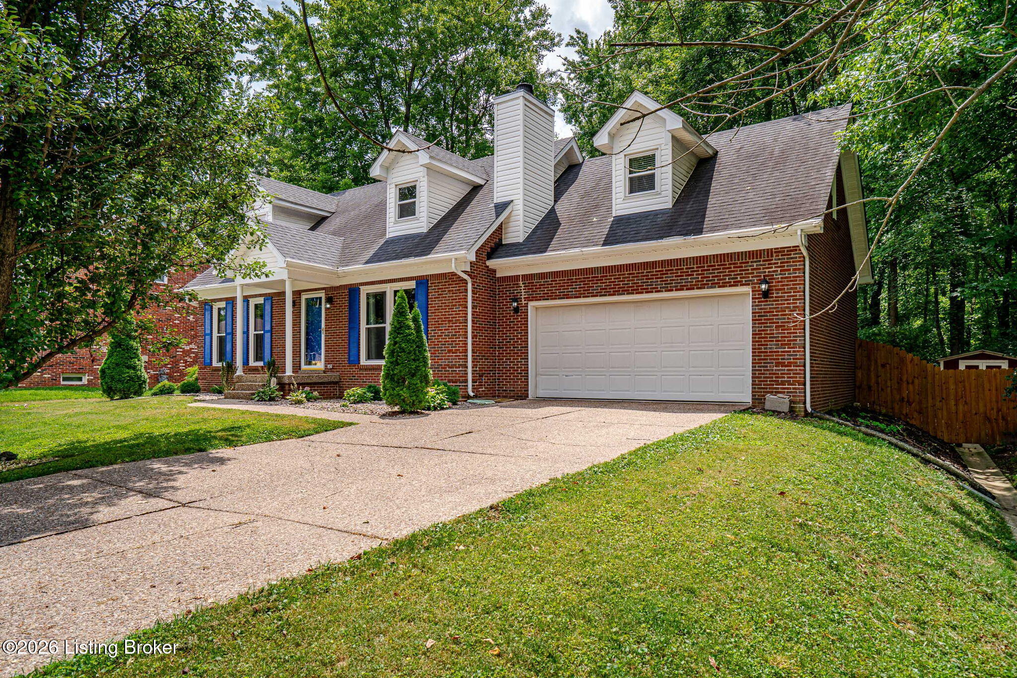 10600 Wildflower Woods Ct Property Photo 3