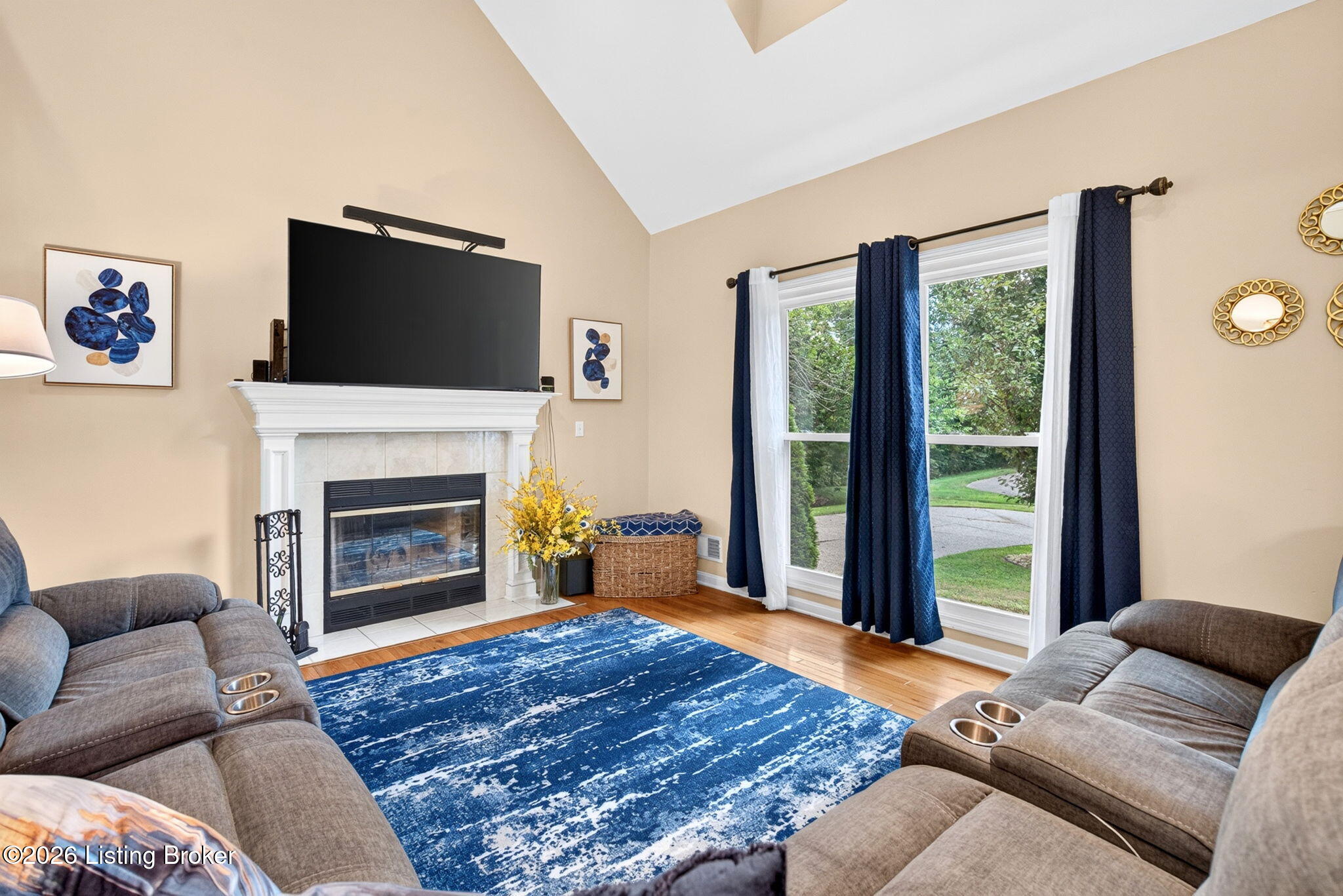 10600 Wildflower Woods Ct Property Photo 8