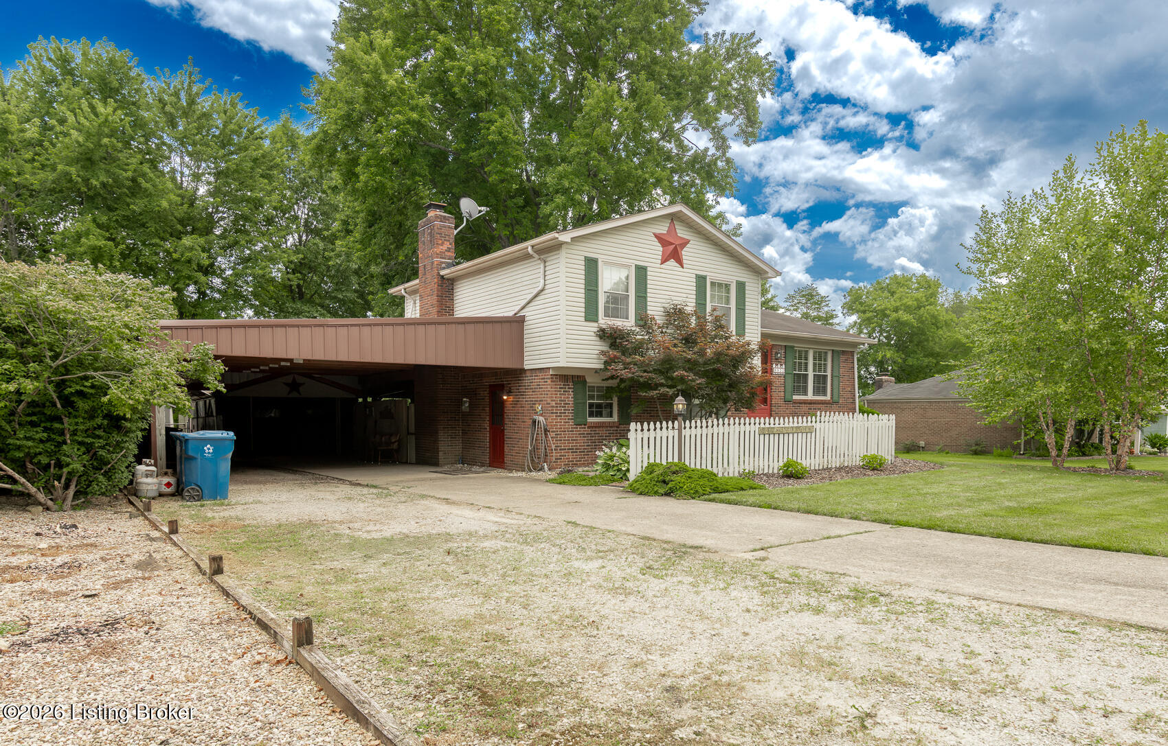 6522 Dunnlea Dr Property Photo 2