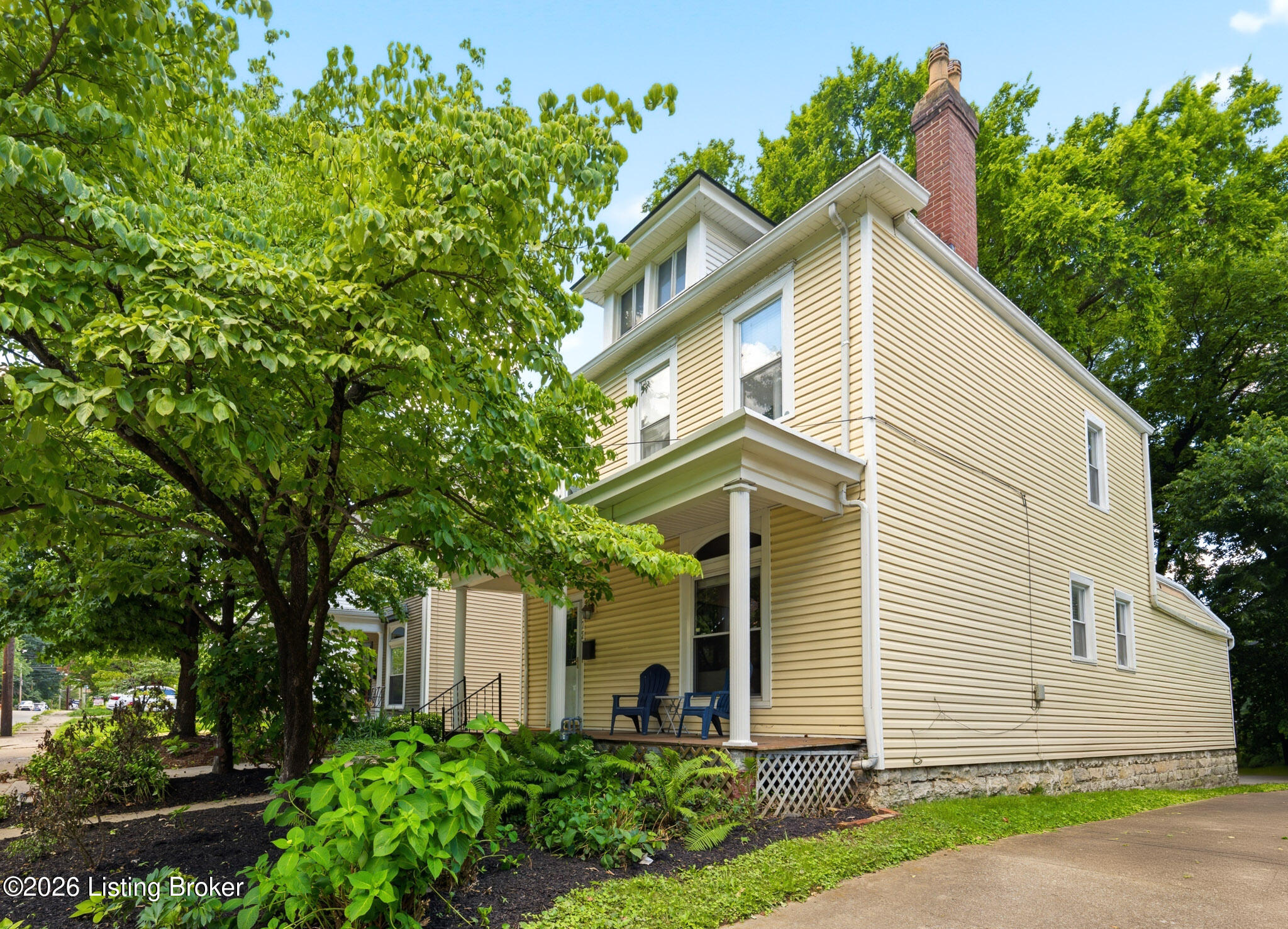 172 N Bellaire Ave Property Photo 48