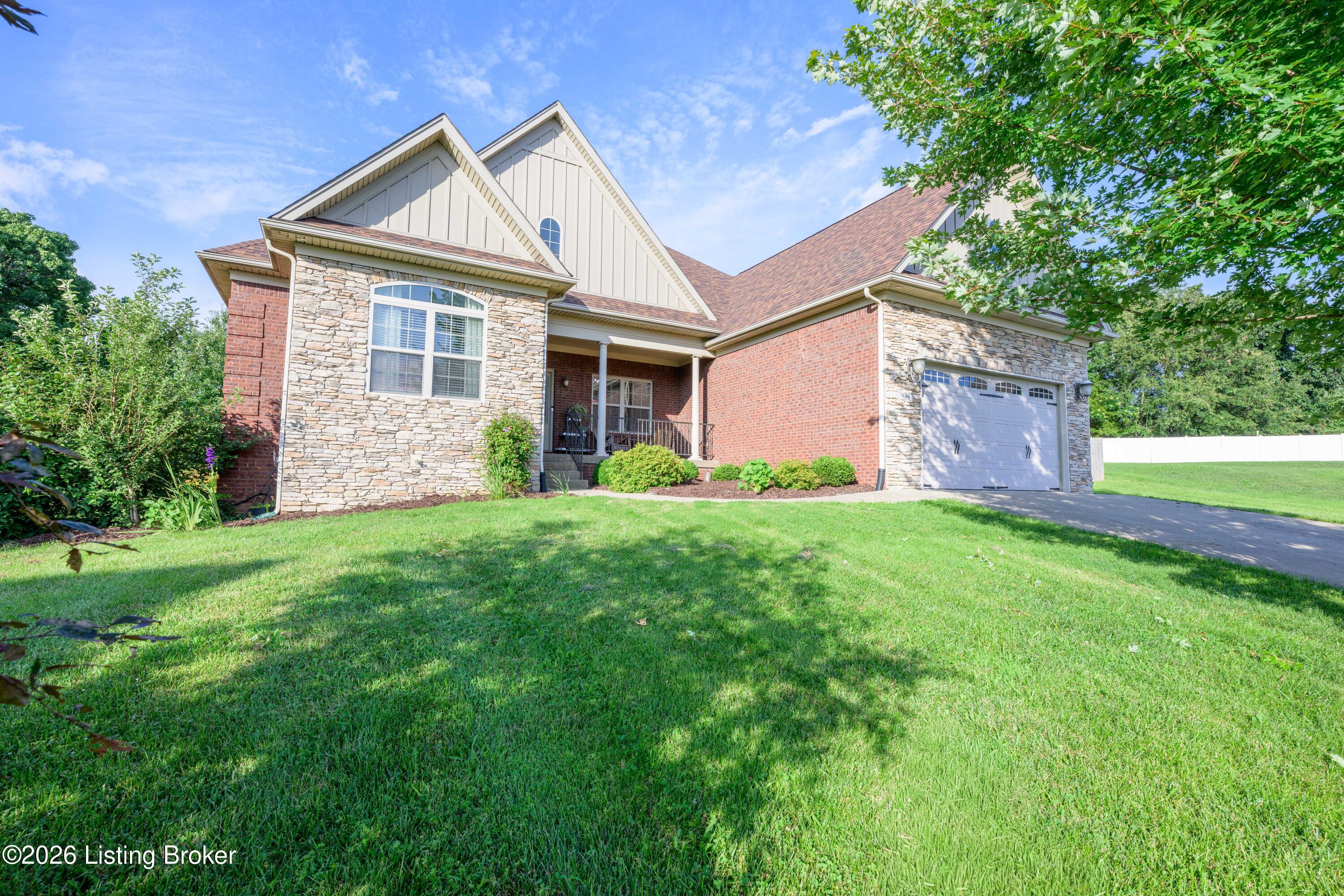 731 Vanderbilt Dr Property Photo 1
