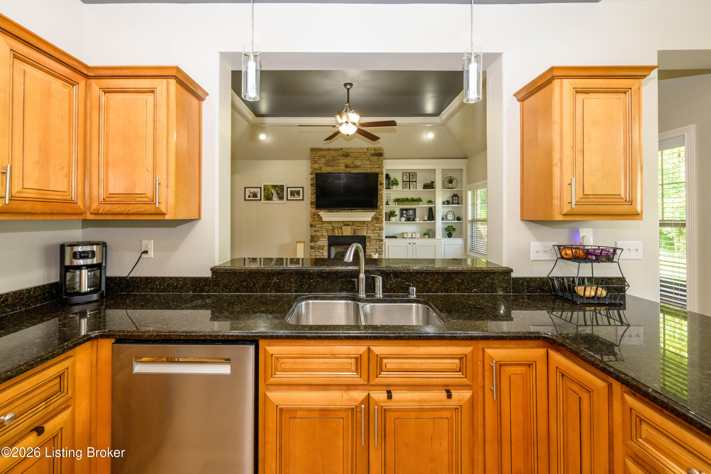 731 Vanderbilt Dr Property Photo 32