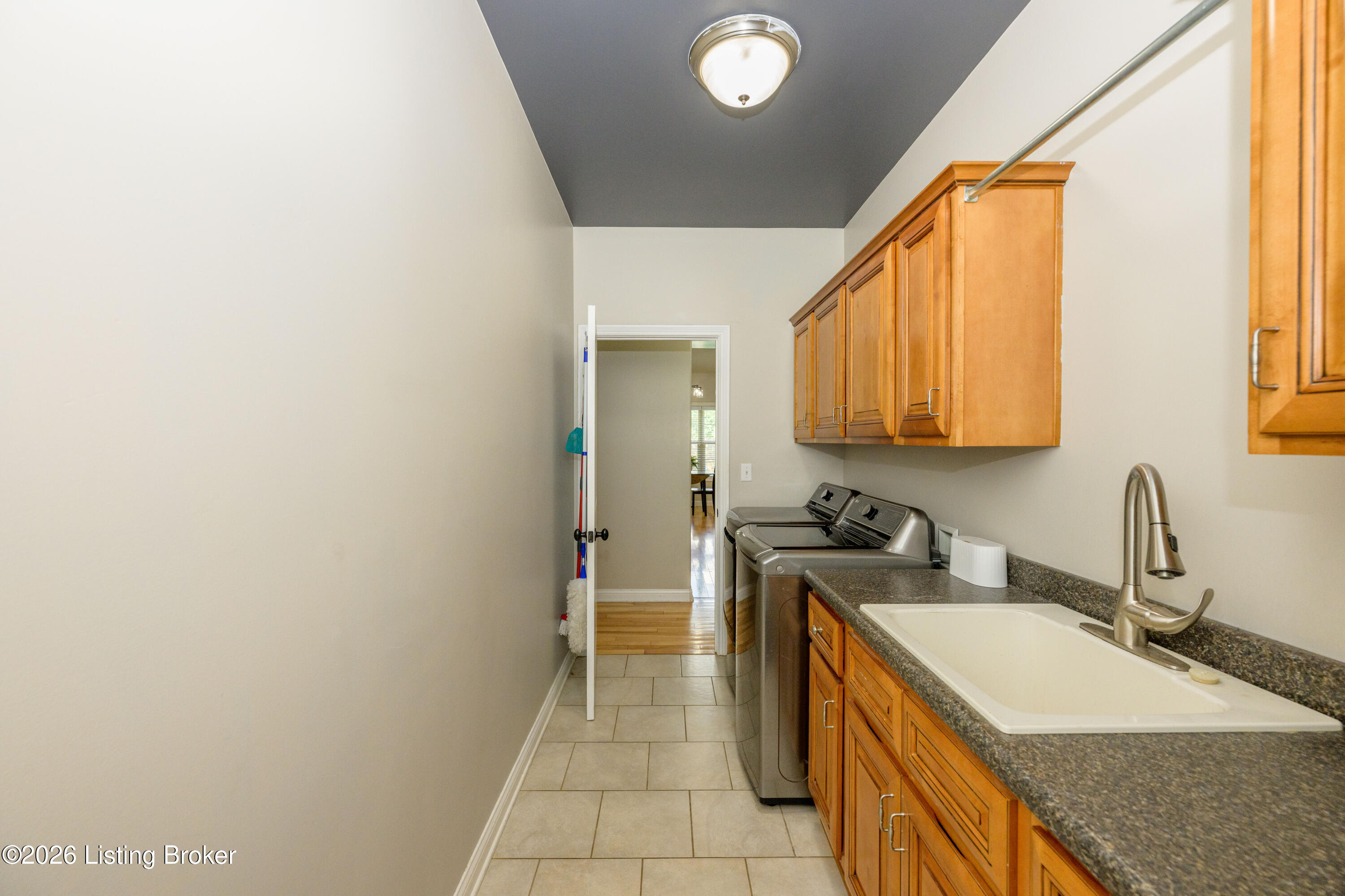 731 Vanderbilt Dr Property Photo 35