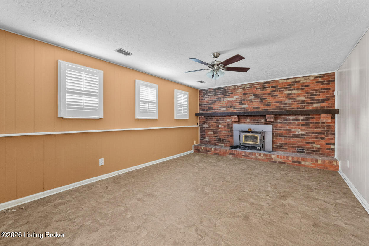 6311 May Pen Rd Property Photo 28