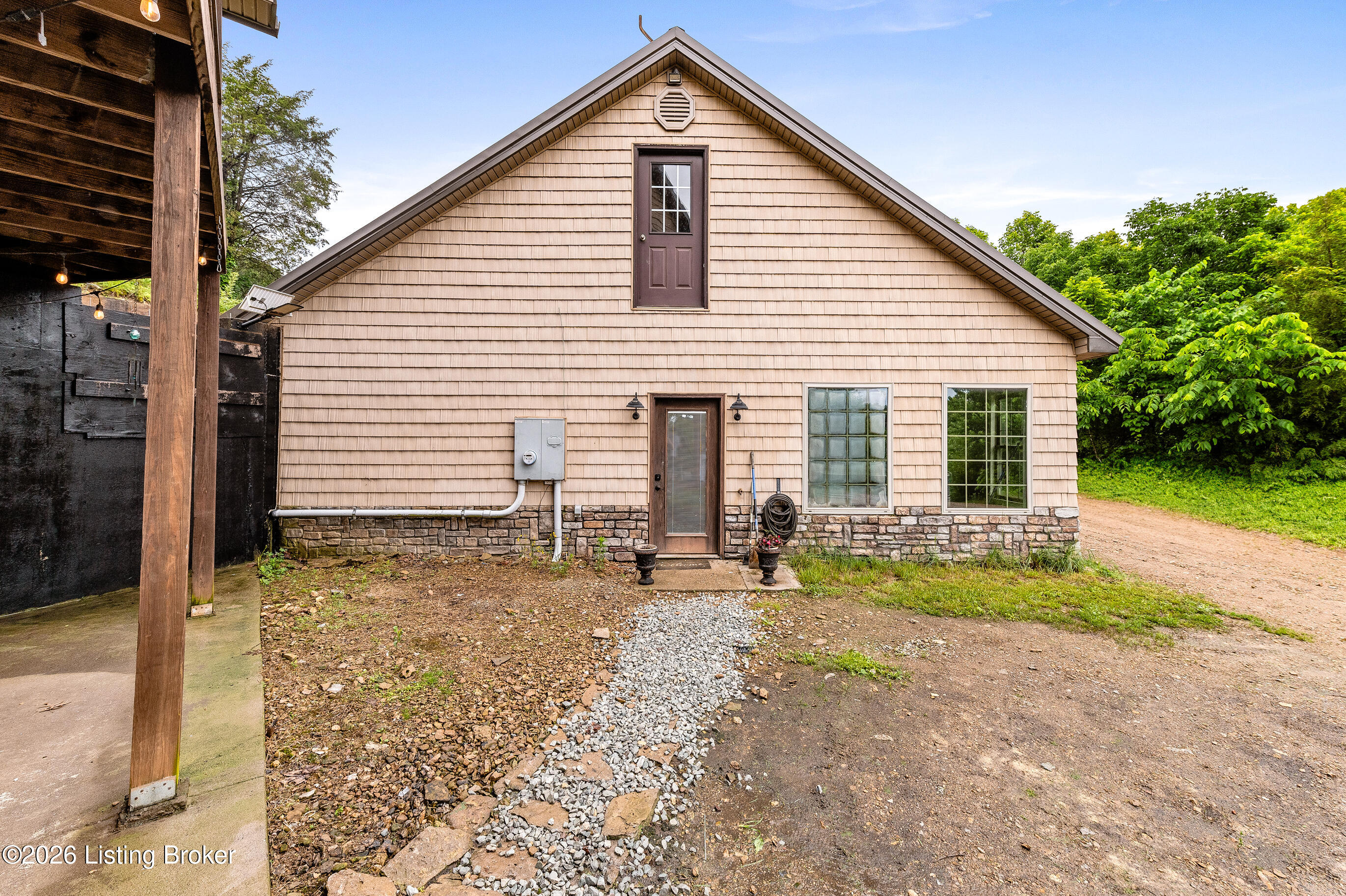 3200 Pottsville Rd Property Photo 5