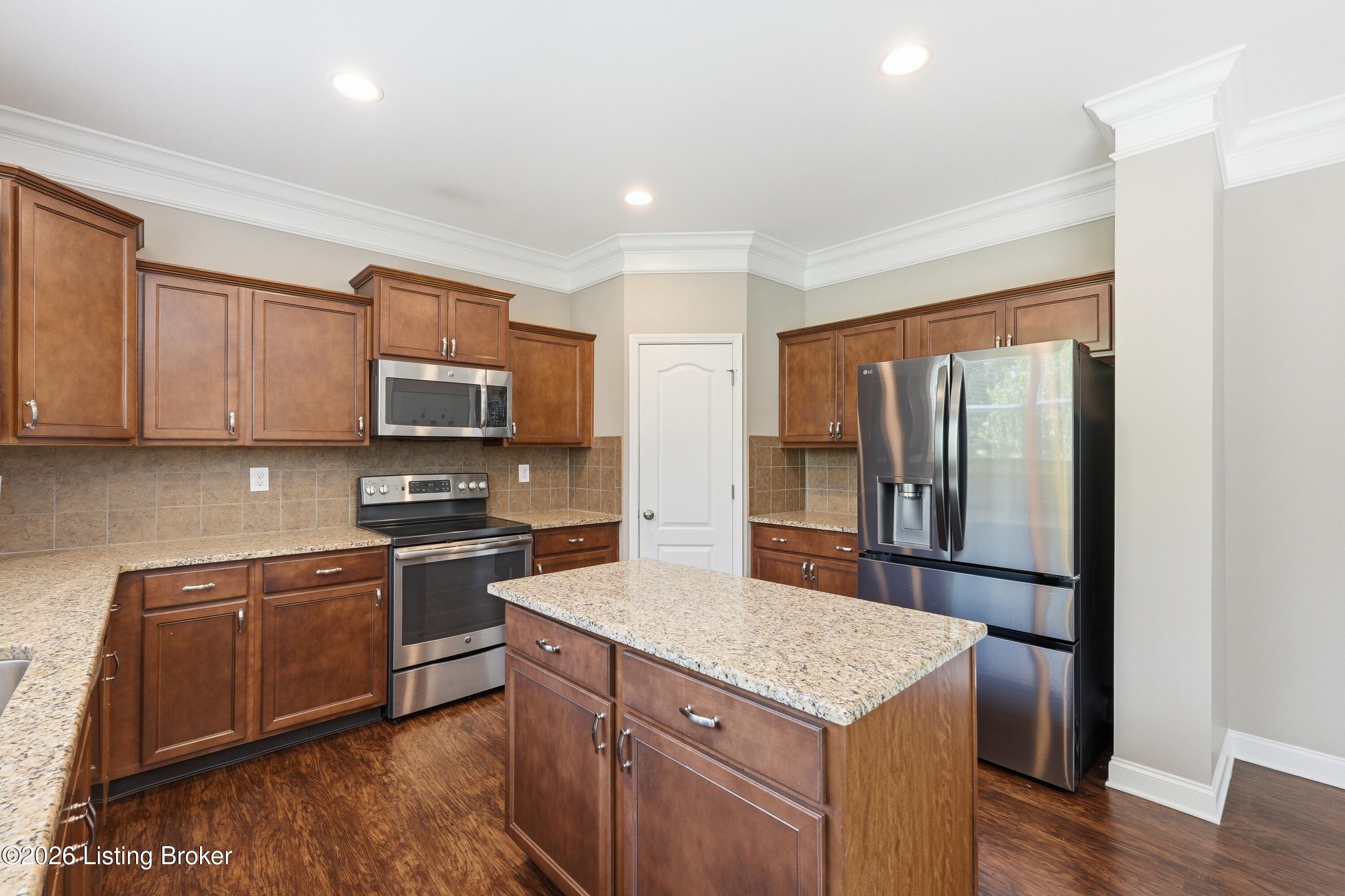12506 Deer Lake Ln Property Photo 13