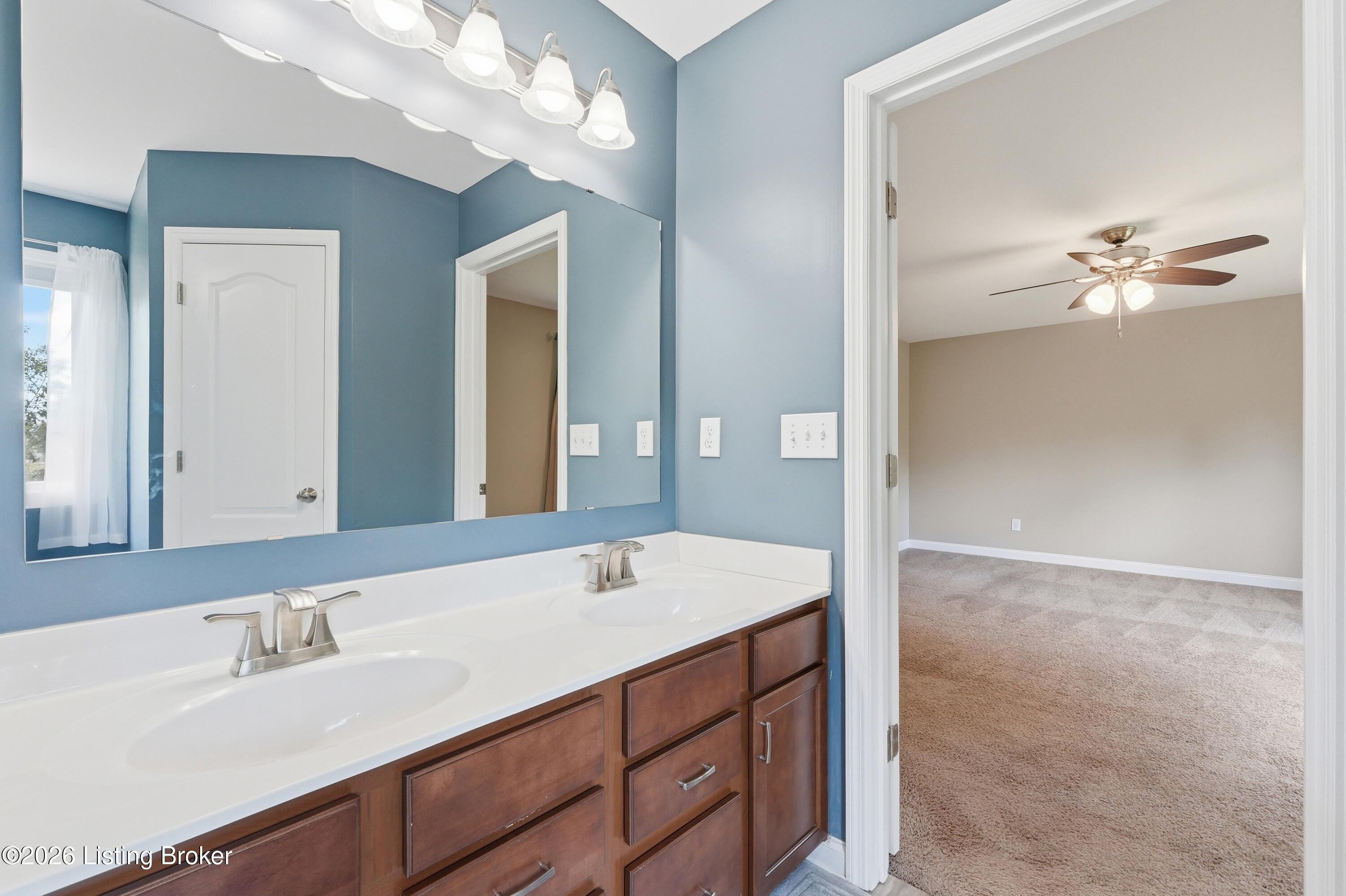 12506 Deer Lake Ln Property Photo 32