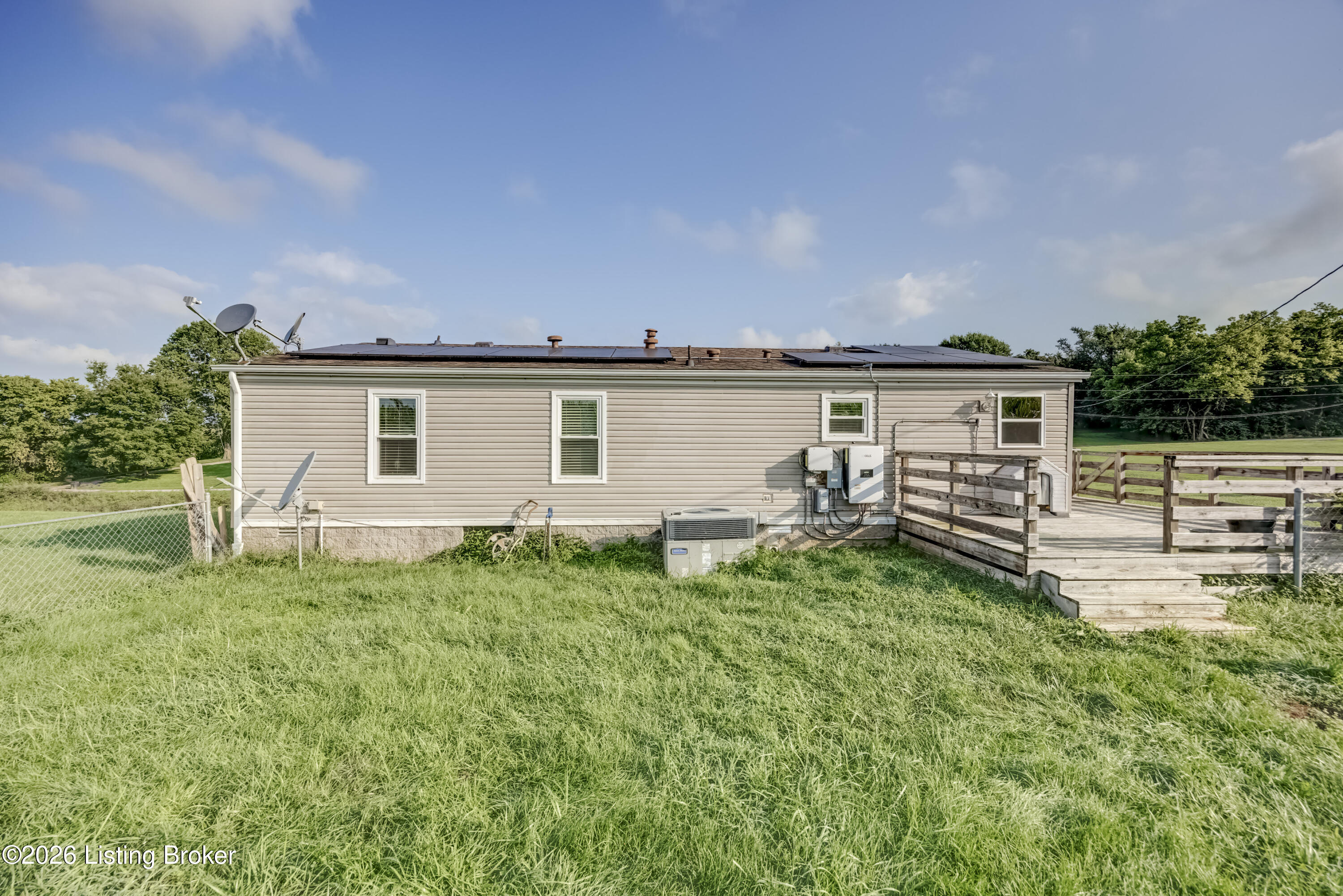 970 Lawrenceburg Loop Property Photo 3