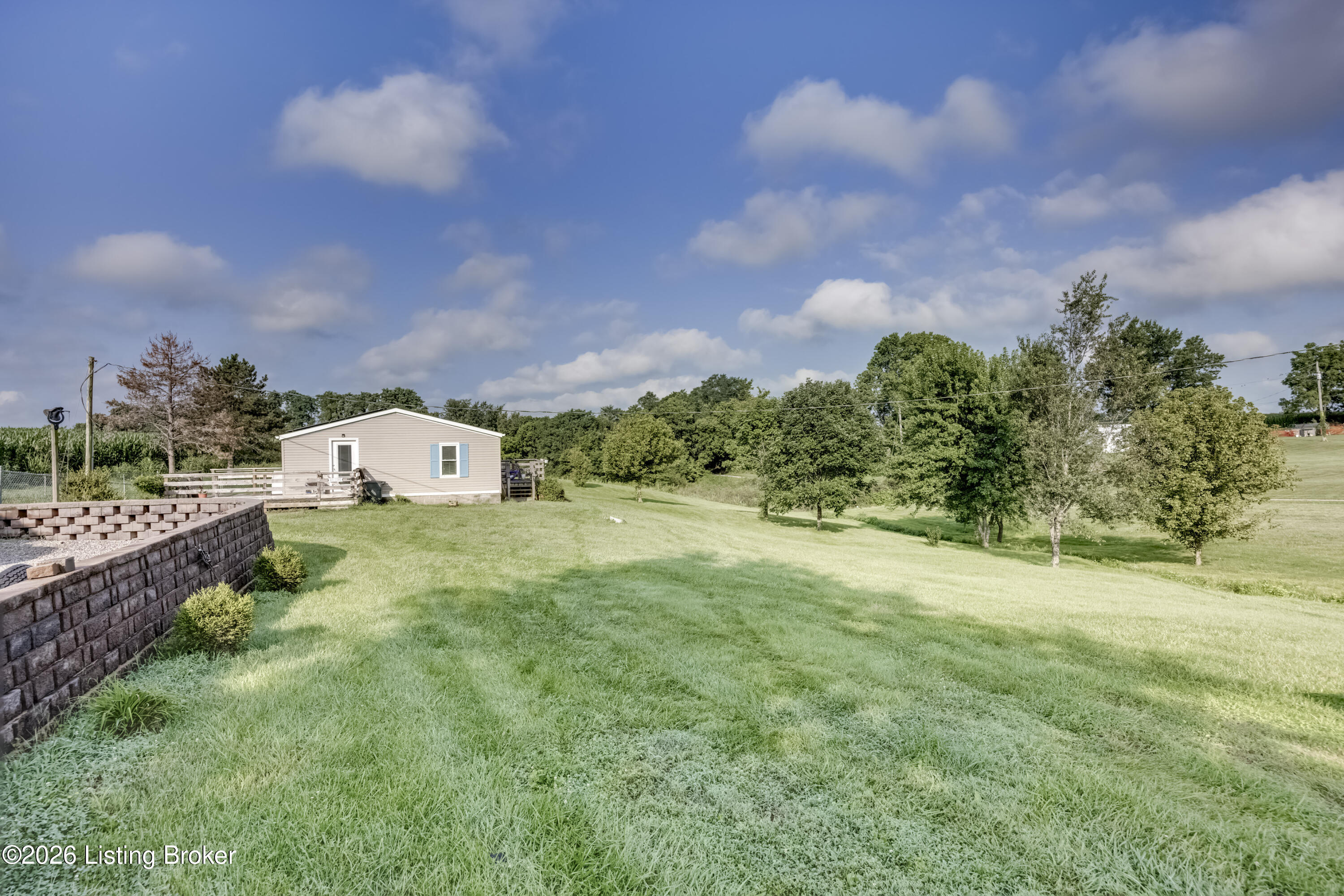 970 Lawrenceburg Loop Property Photo 26