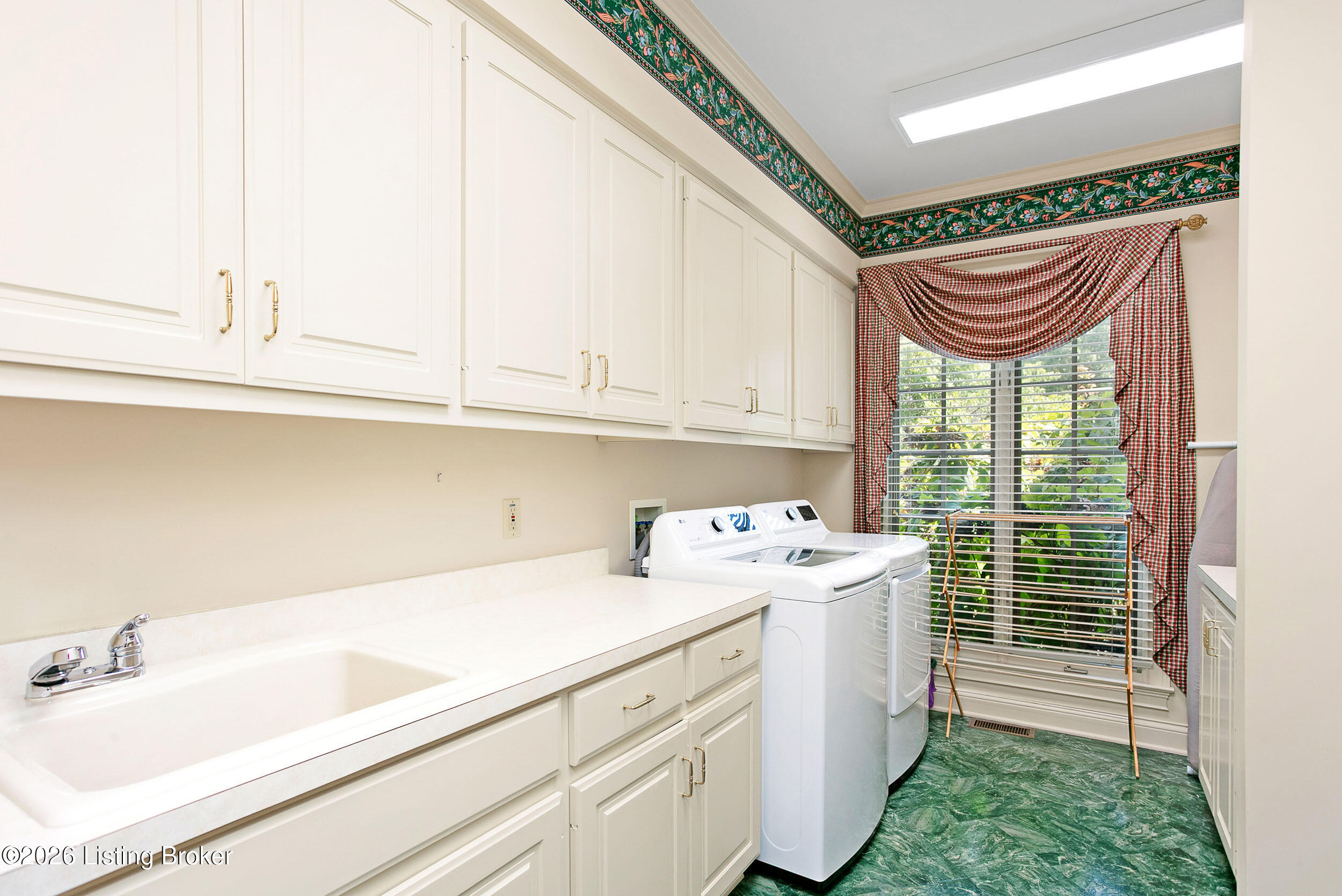 2025 Lincoln Park Rd Property Photo 30