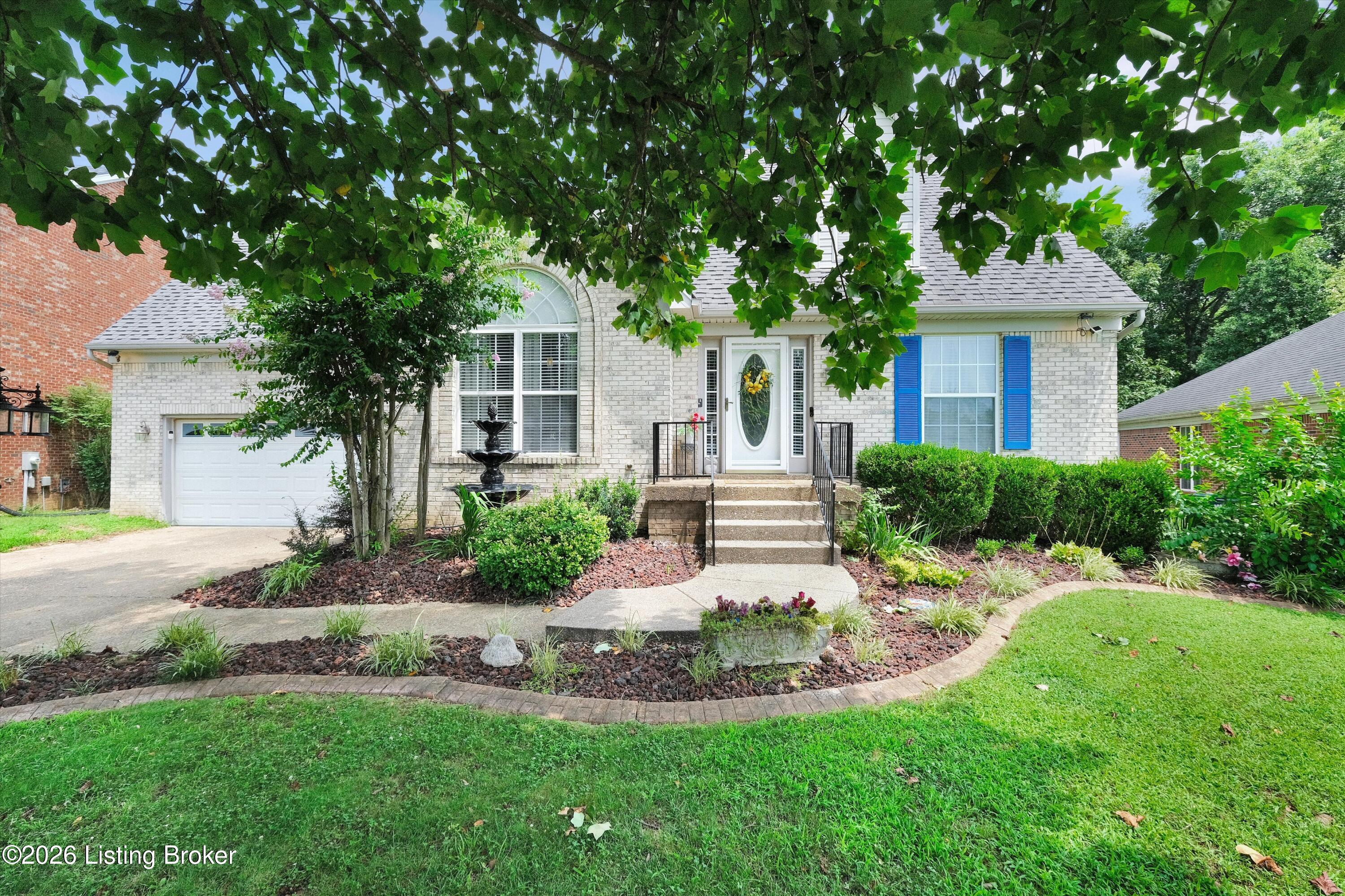 10527 Leven Blvd Property Photo 3