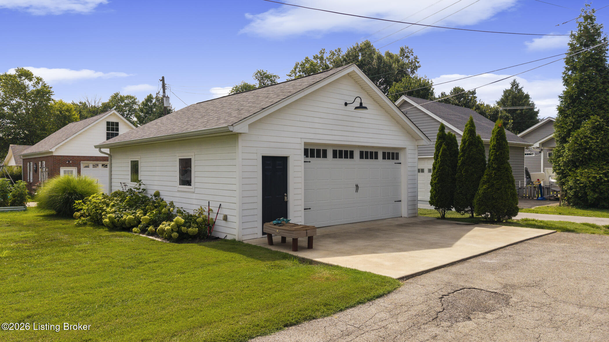 3811 Hycliffe Ave Property Photo 35