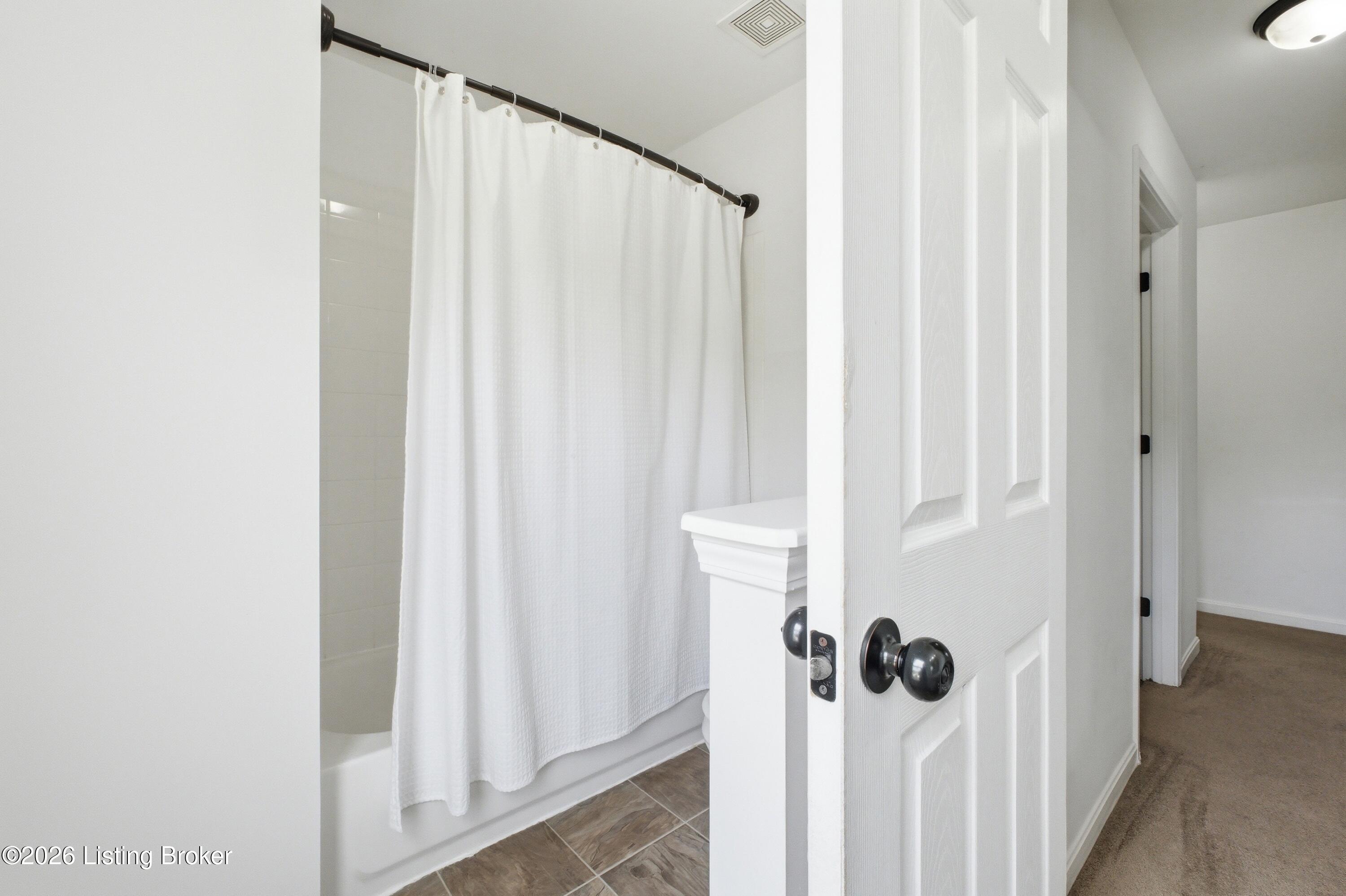 203 Brookfield Hills Ct Property Photo 35