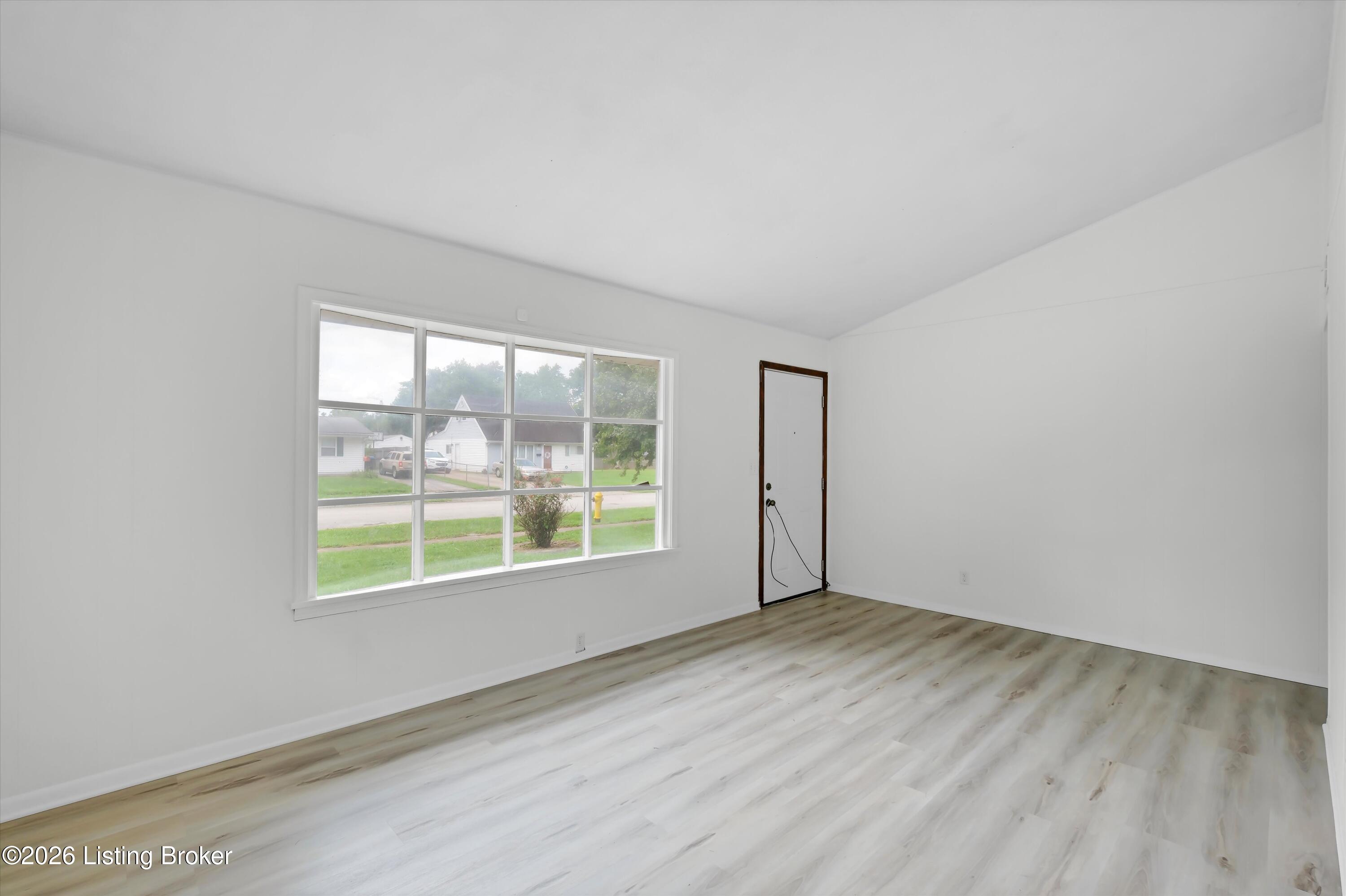 13315 Horncastle Way Property Photo 4