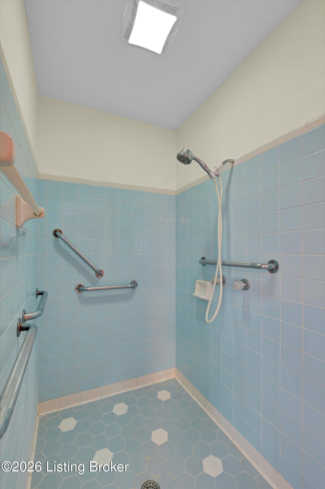 13315 Horncastle Way Property Photo 27