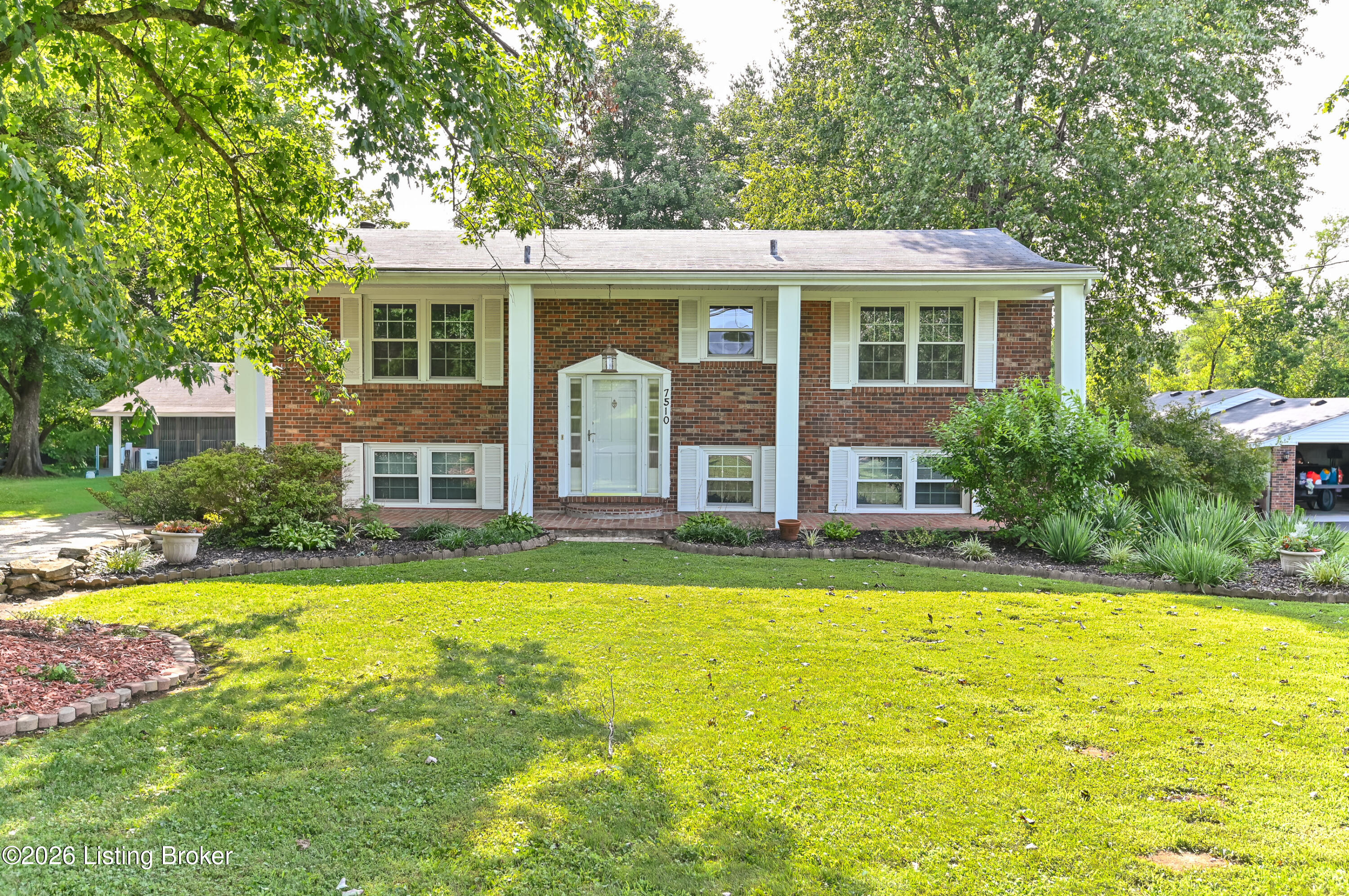 7510 Broad Run Rd Property Photo 3
