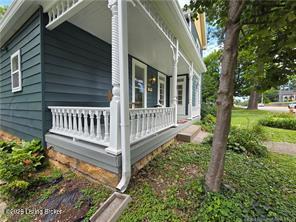 609 N Capitol Ave Property Photo 4