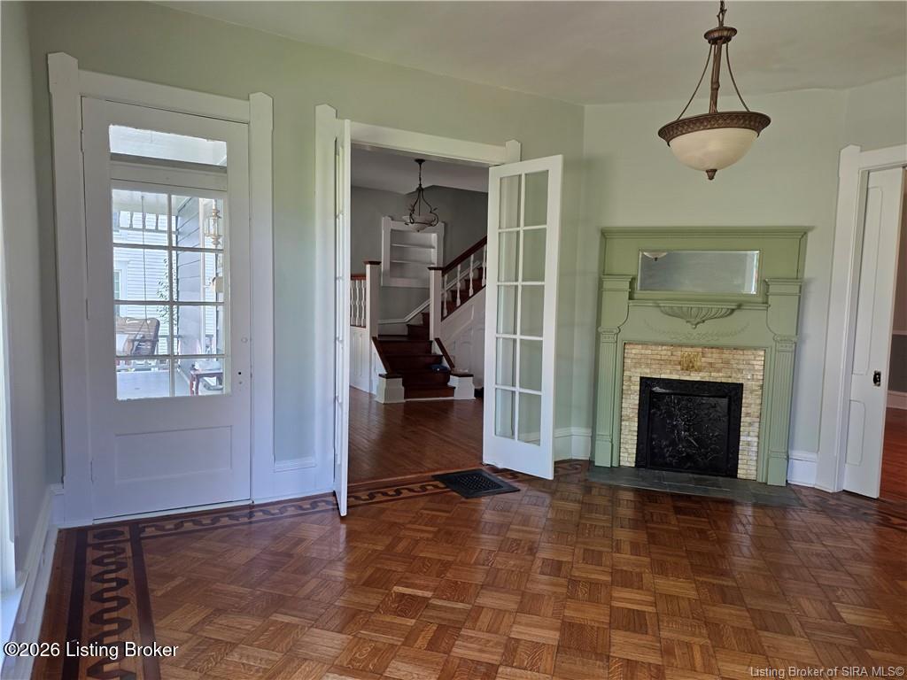609 N Capitol Ave Property Photo 19