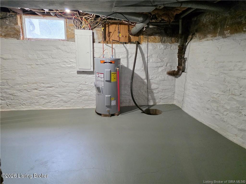 609 N Capitol Ave Property Photo 31