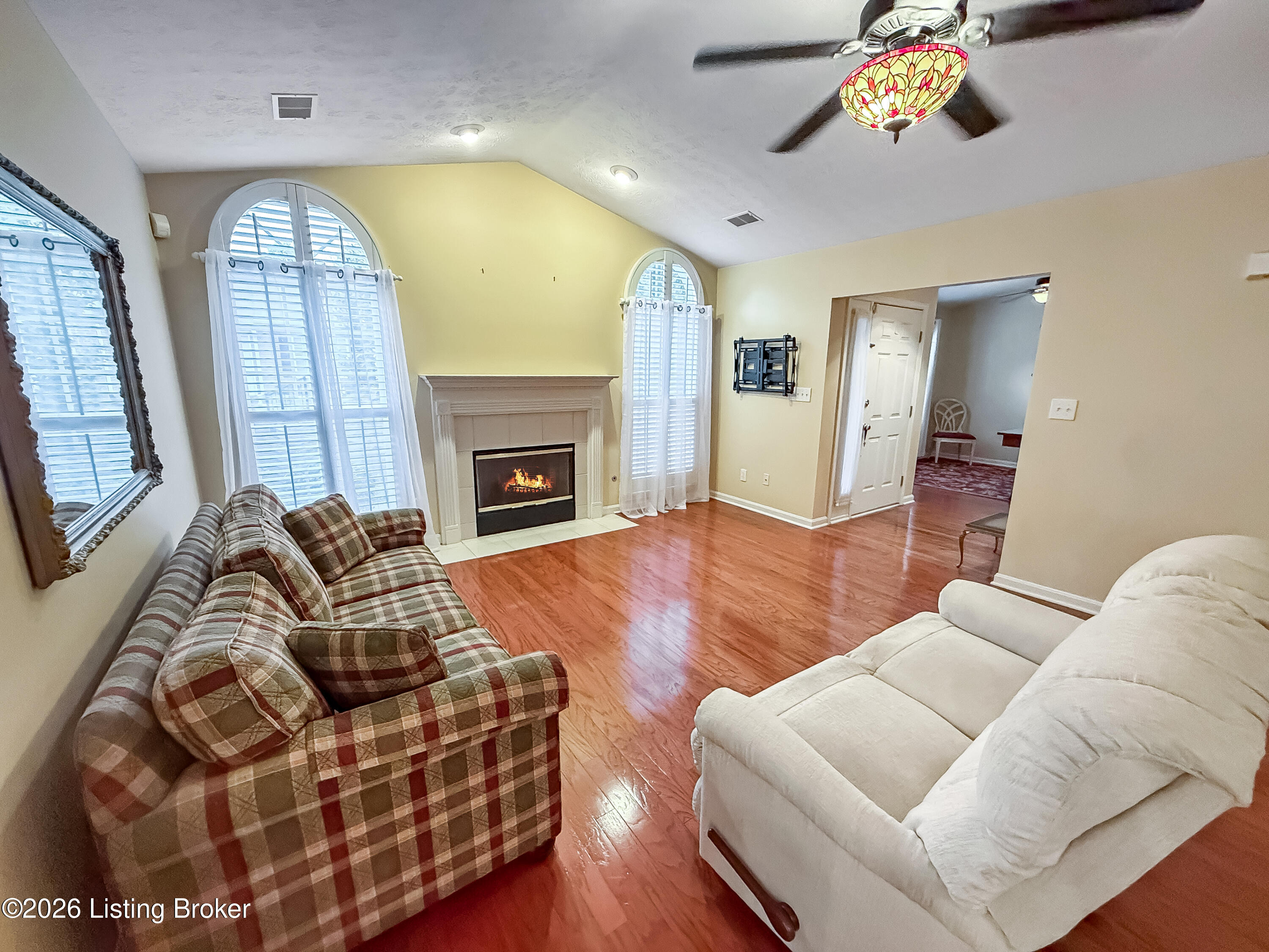 9602 Cornell Dr Property Photo 4