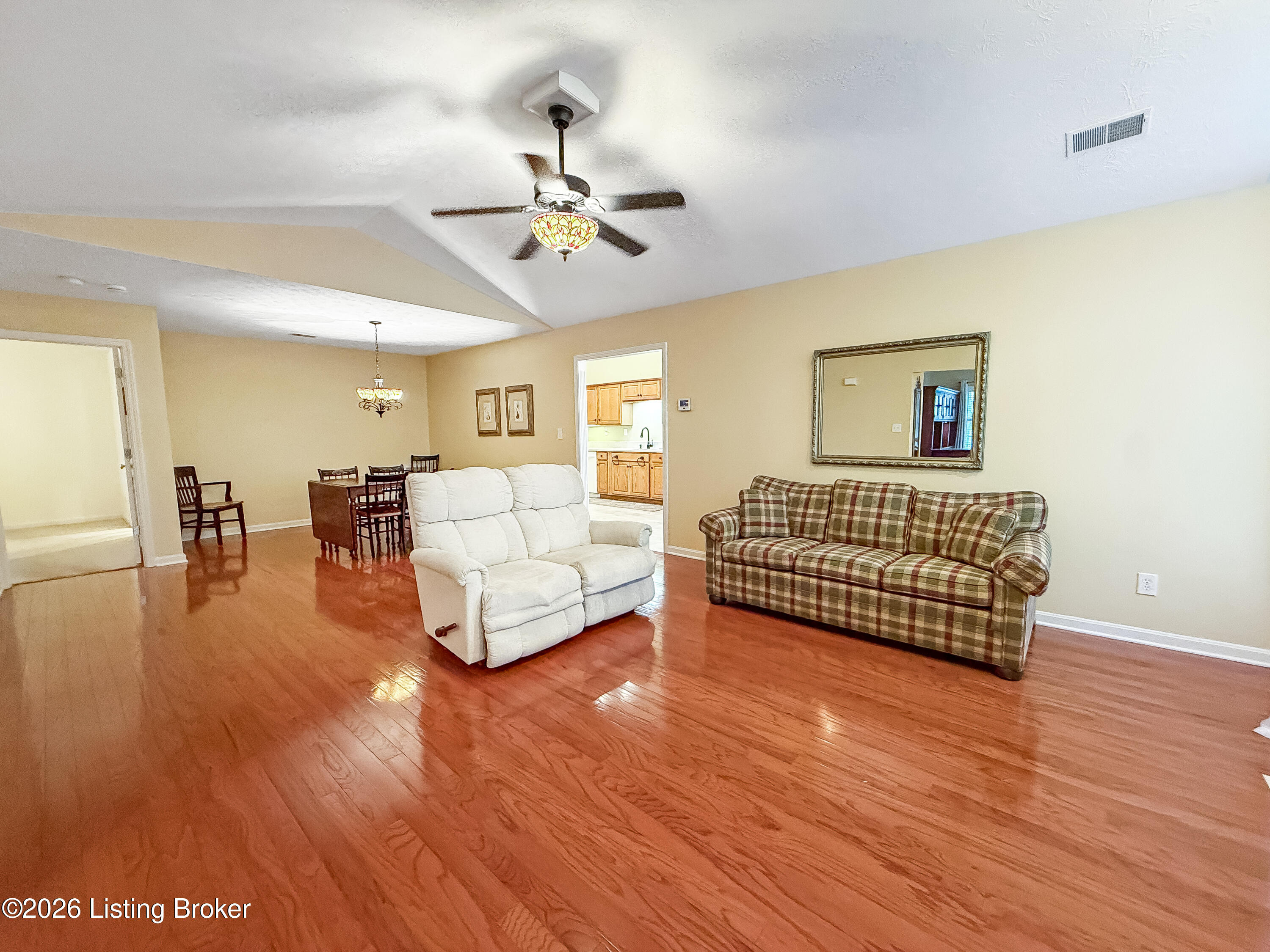9602 Cornell Dr Property Photo 6