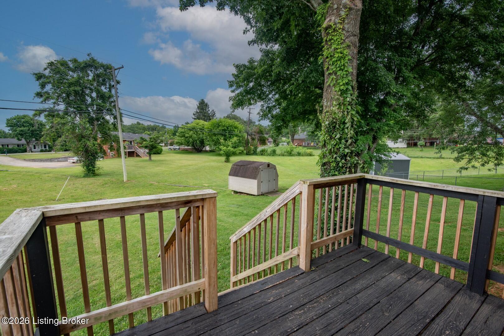 102 Kristen Ct Property Photo 7