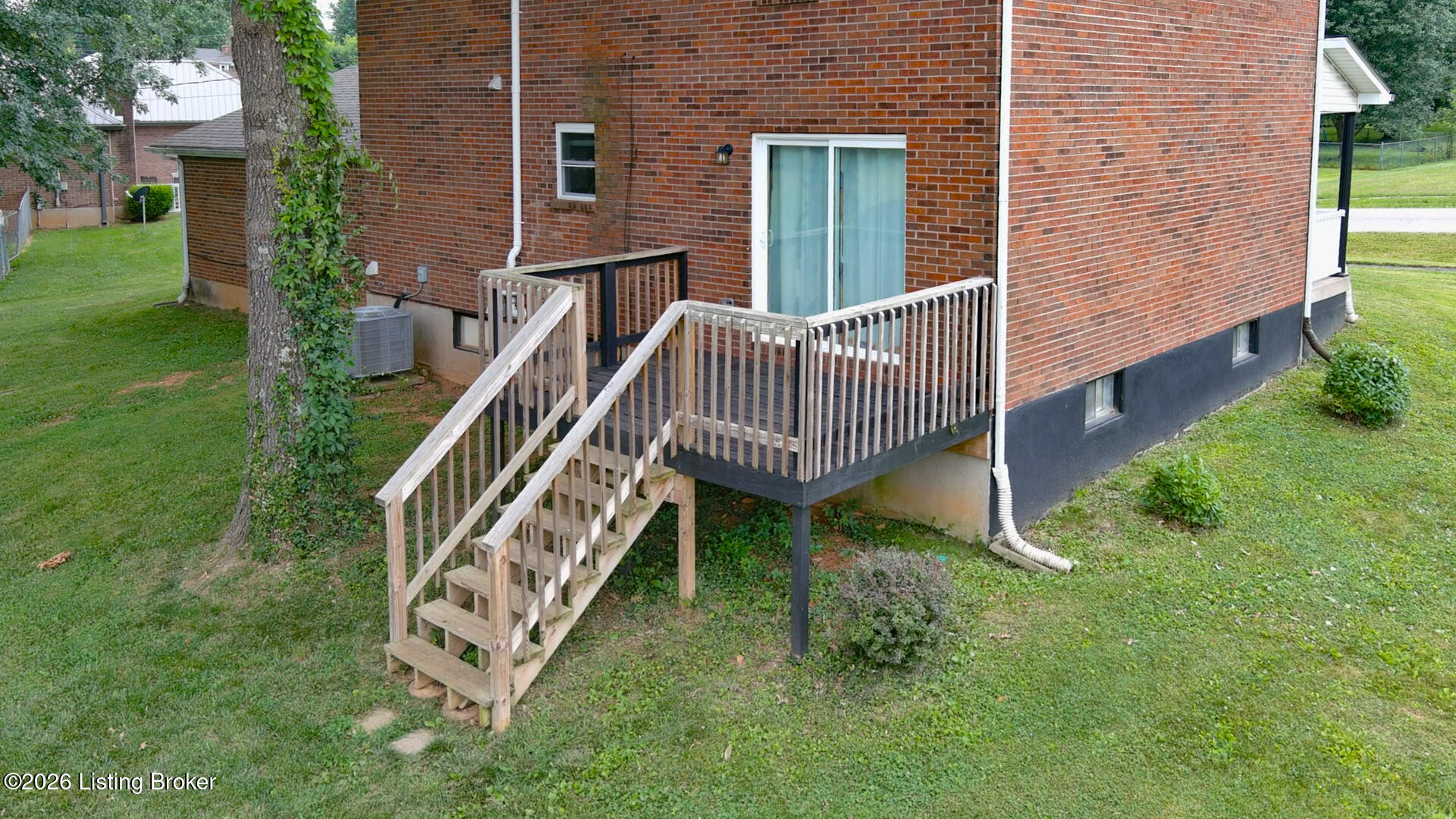 102 Kristen Ct Property Photo 12
