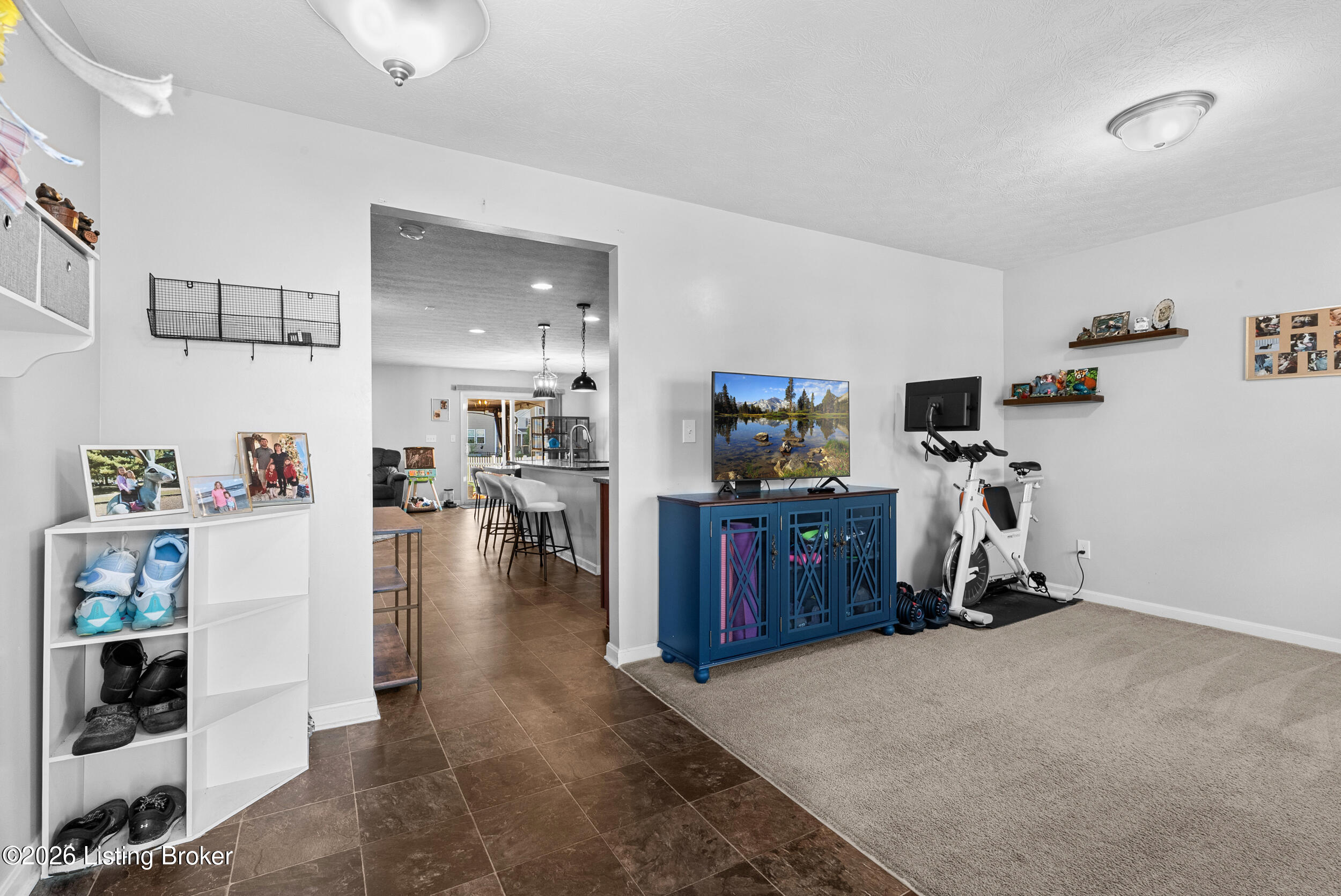 11723 Trottingham Cir Property Photo 9