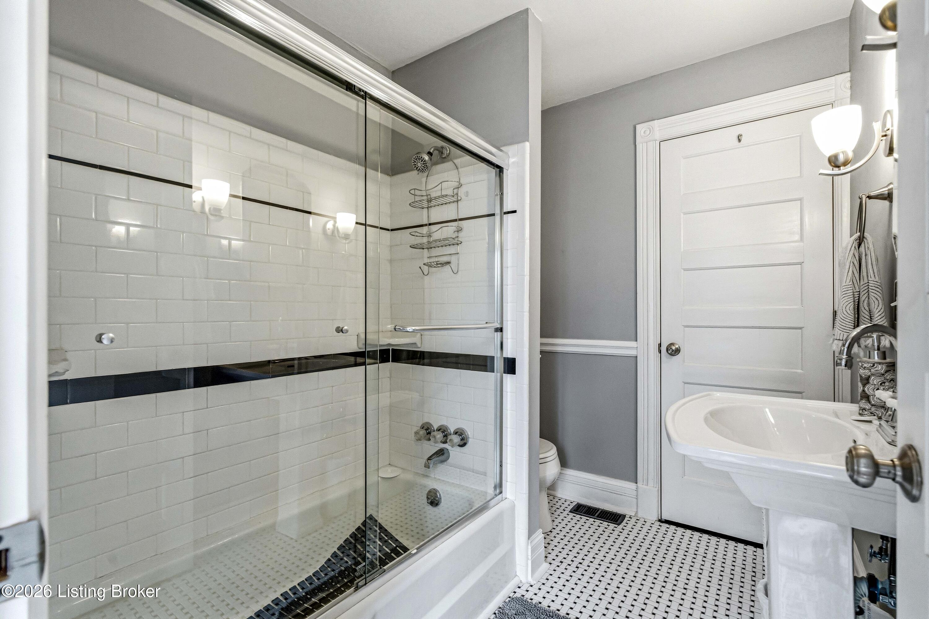 1332 Winter Ave Property Photo 14