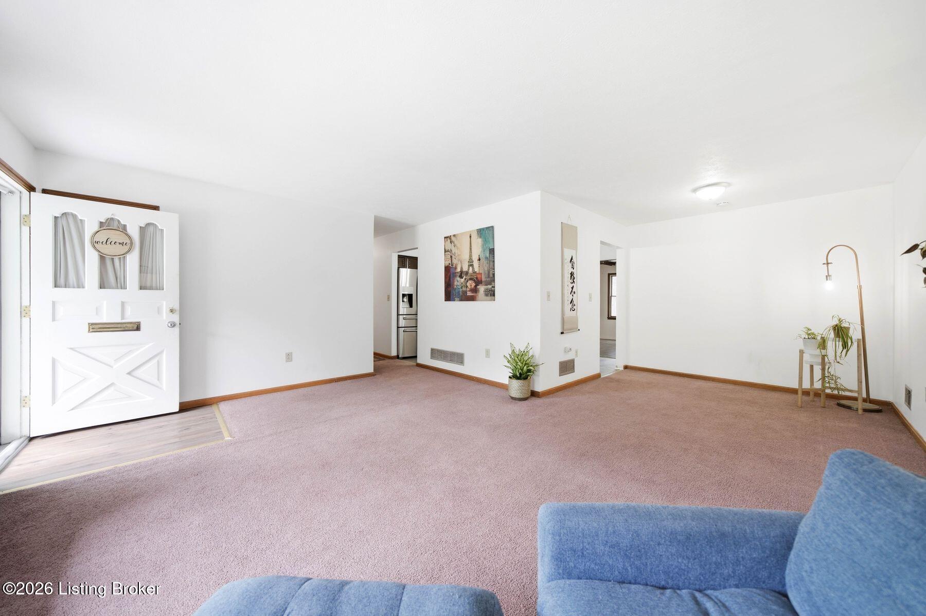 7404 Royalwood Dr Property Photo 11