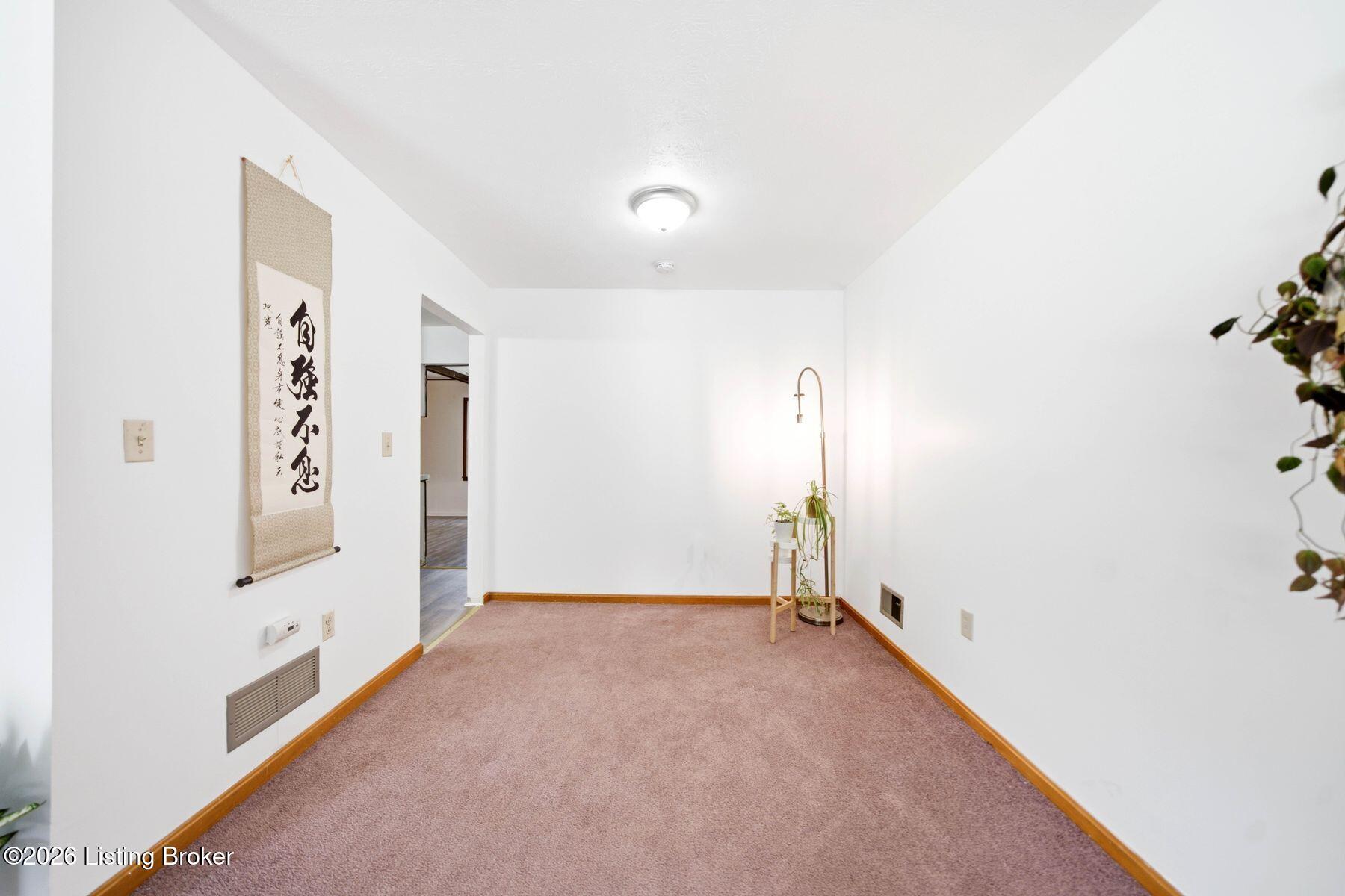 7404 Royalwood Dr Property Photo 13