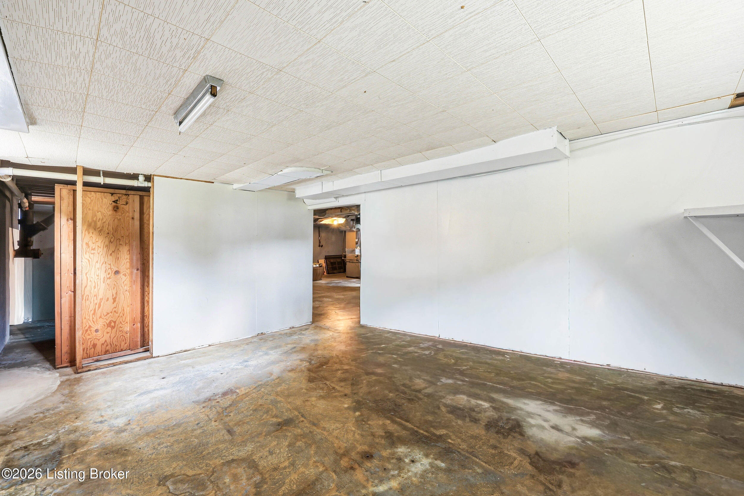 2354 Tyler Ln Property Photo 29