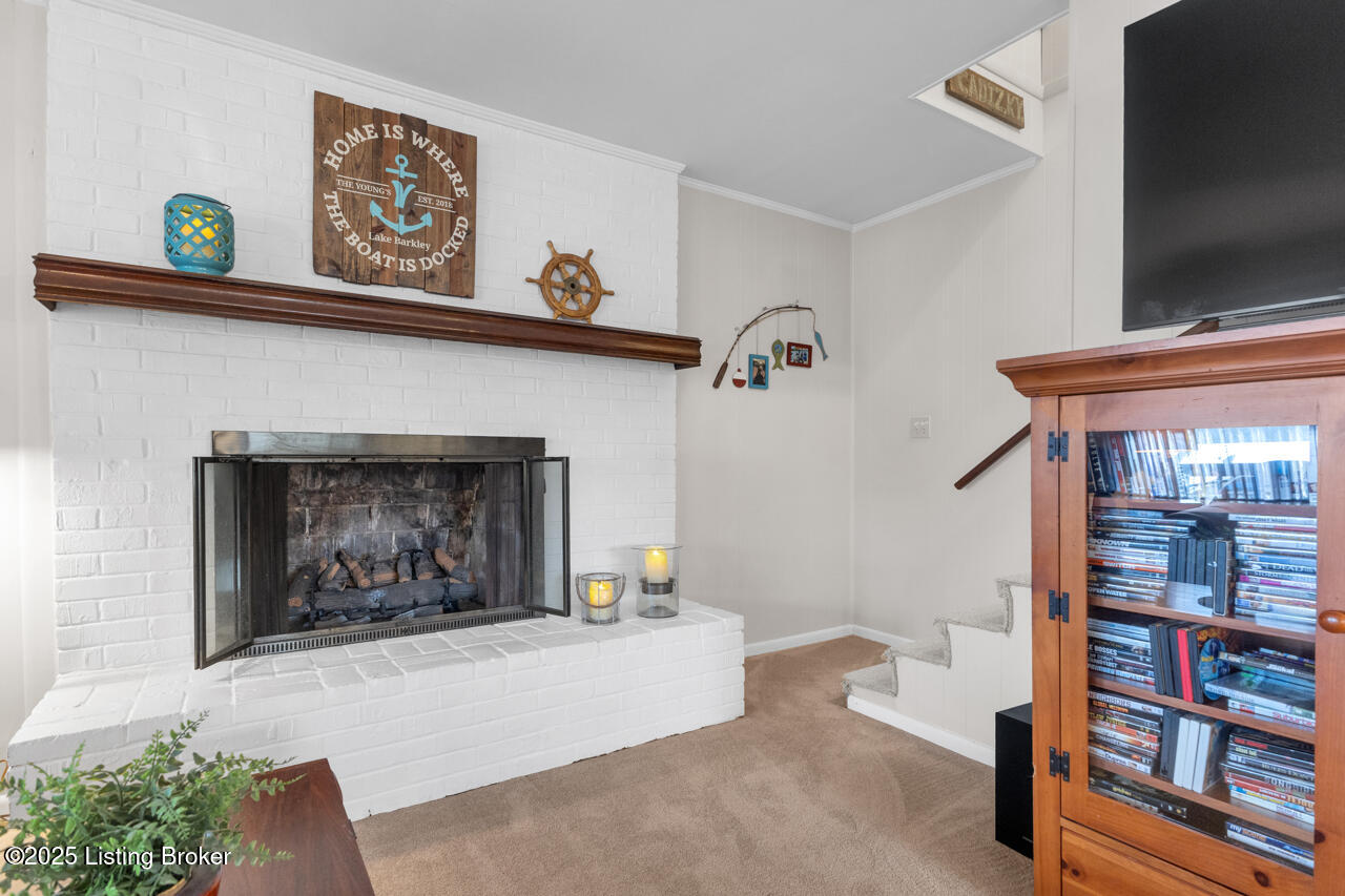 1378 Cunningham Ln Property Photo 16