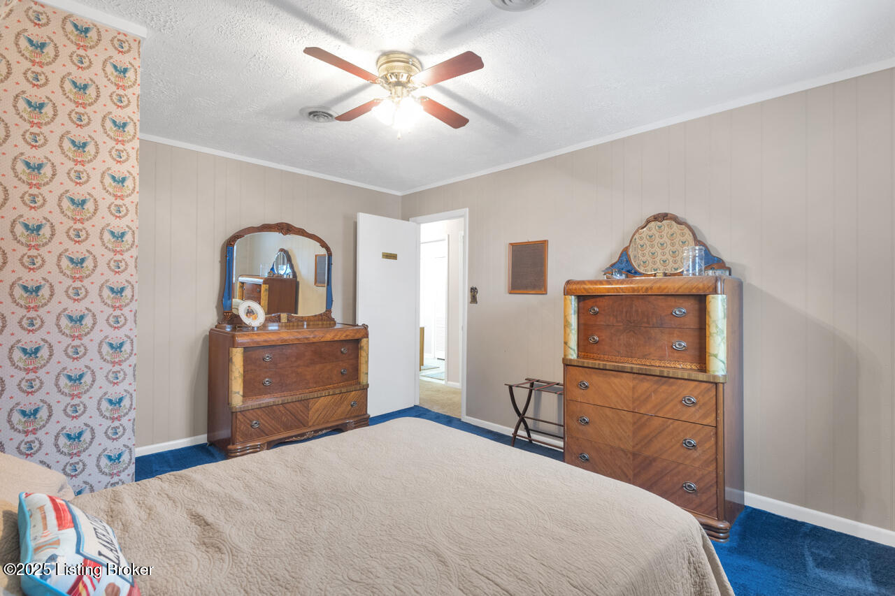 1378 Cunningham Ln Property Photo 35