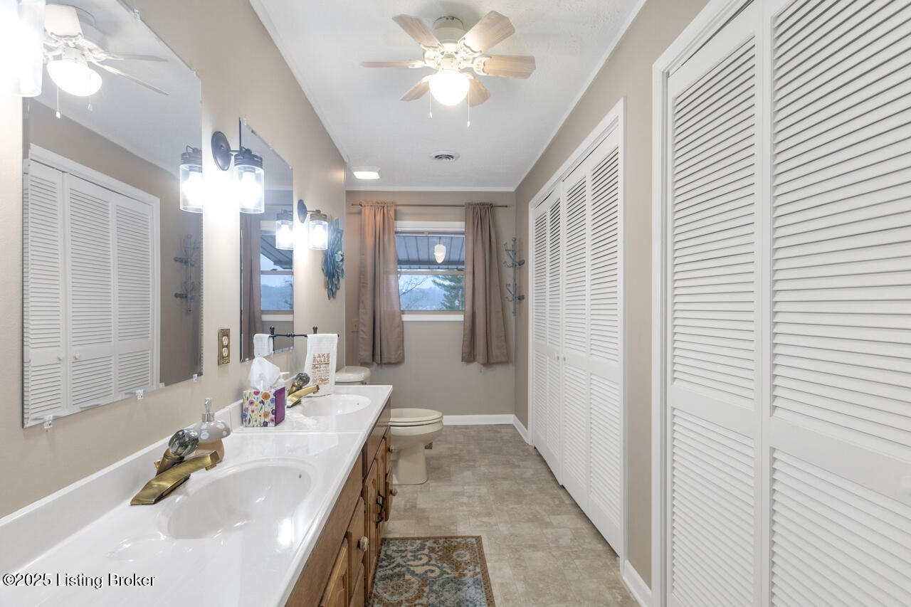 1378 Cunningham Ln Property Photo 37