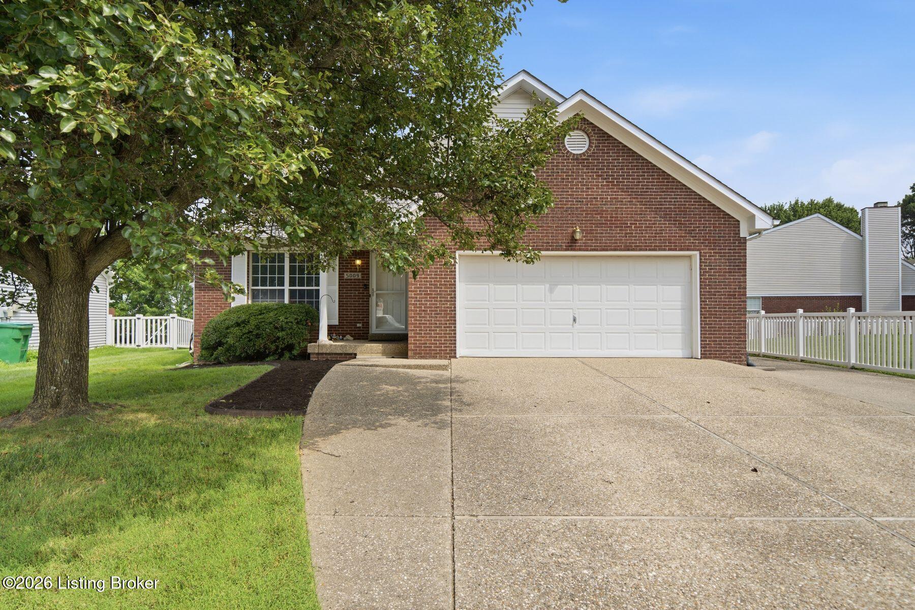 5009 Oakbrook Dr Property Photo 1
