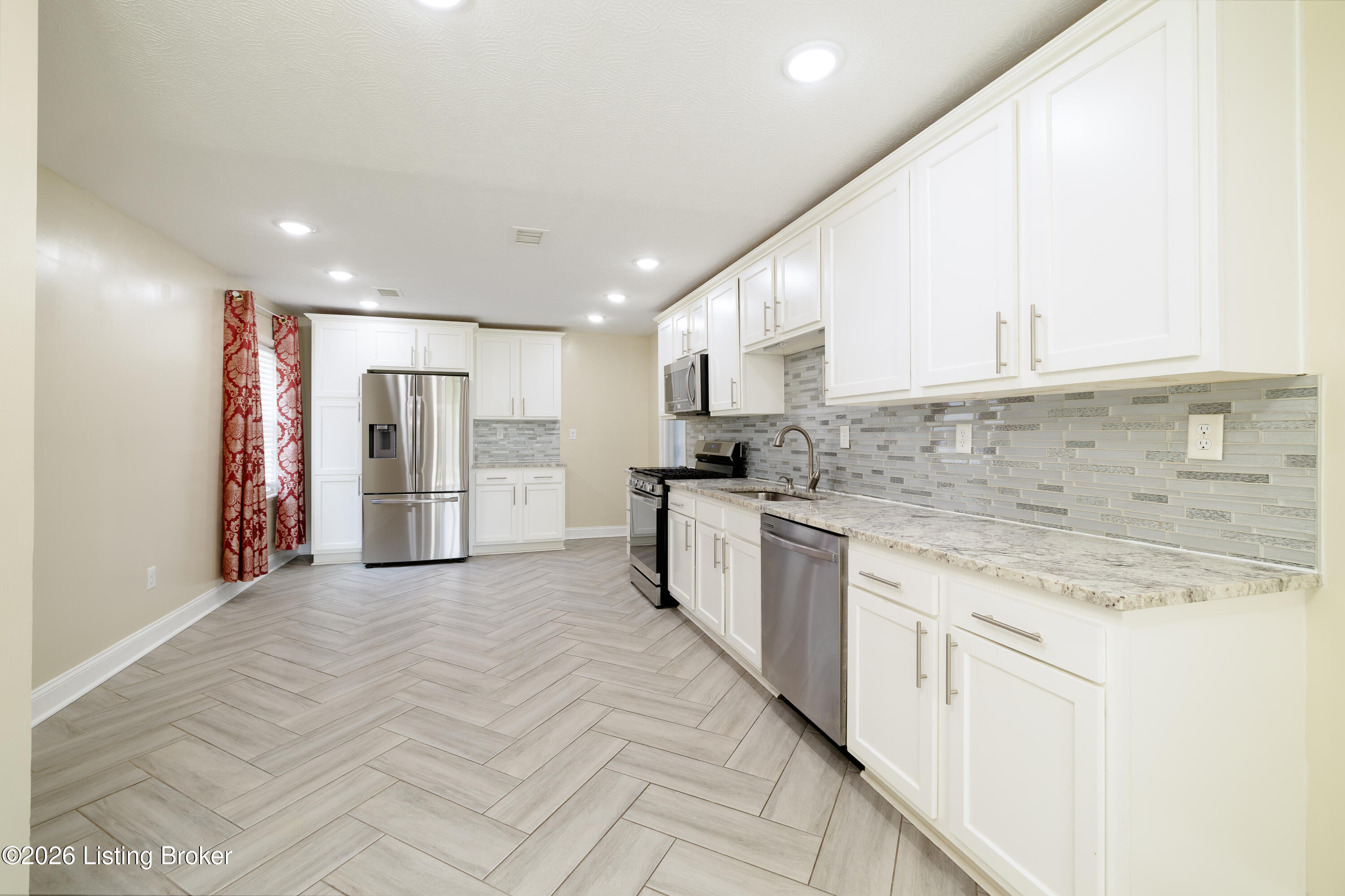 1006 Seelbach Ave Property Photo 6
