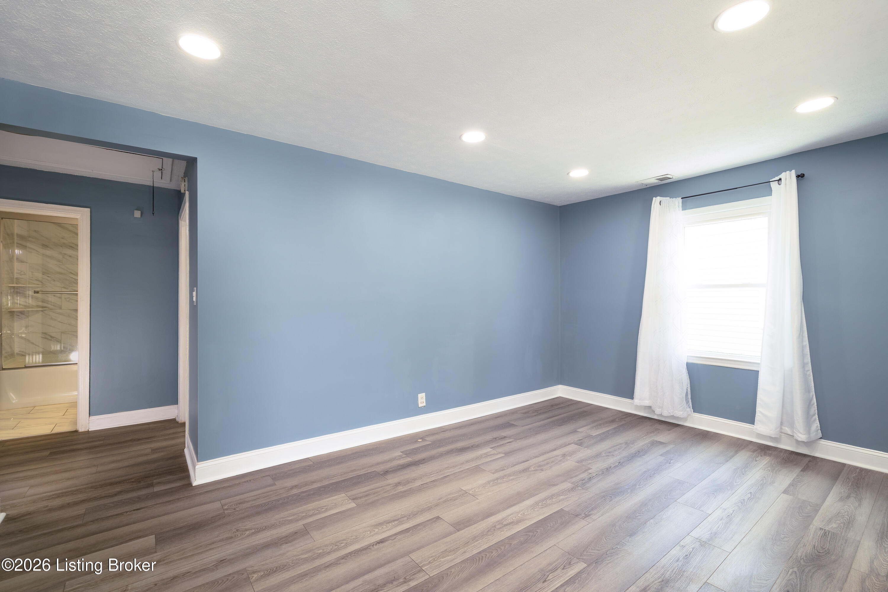1006 Seelbach Ave Property Photo 8