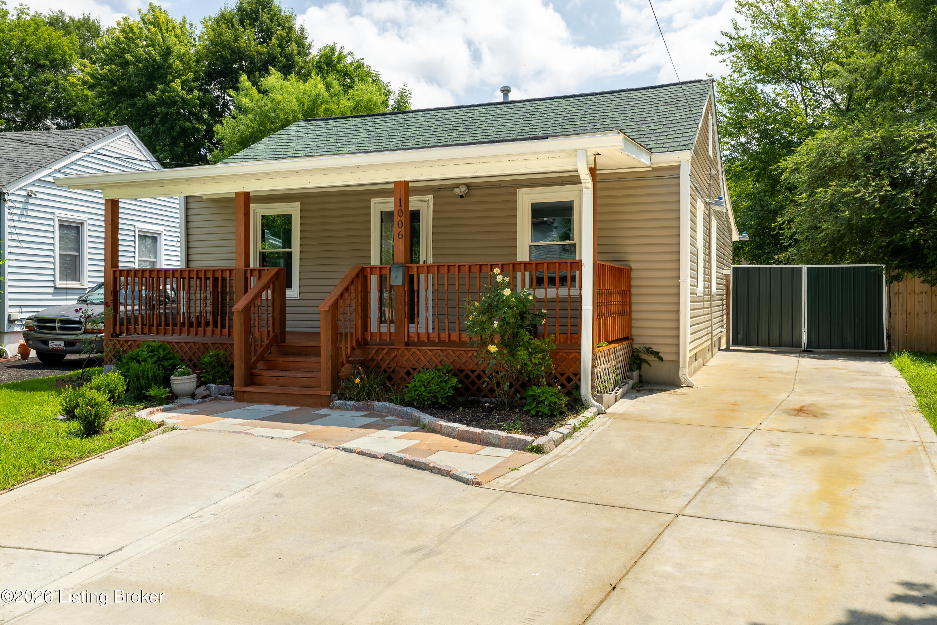 1006 Seelbach Ave Property Photo 20