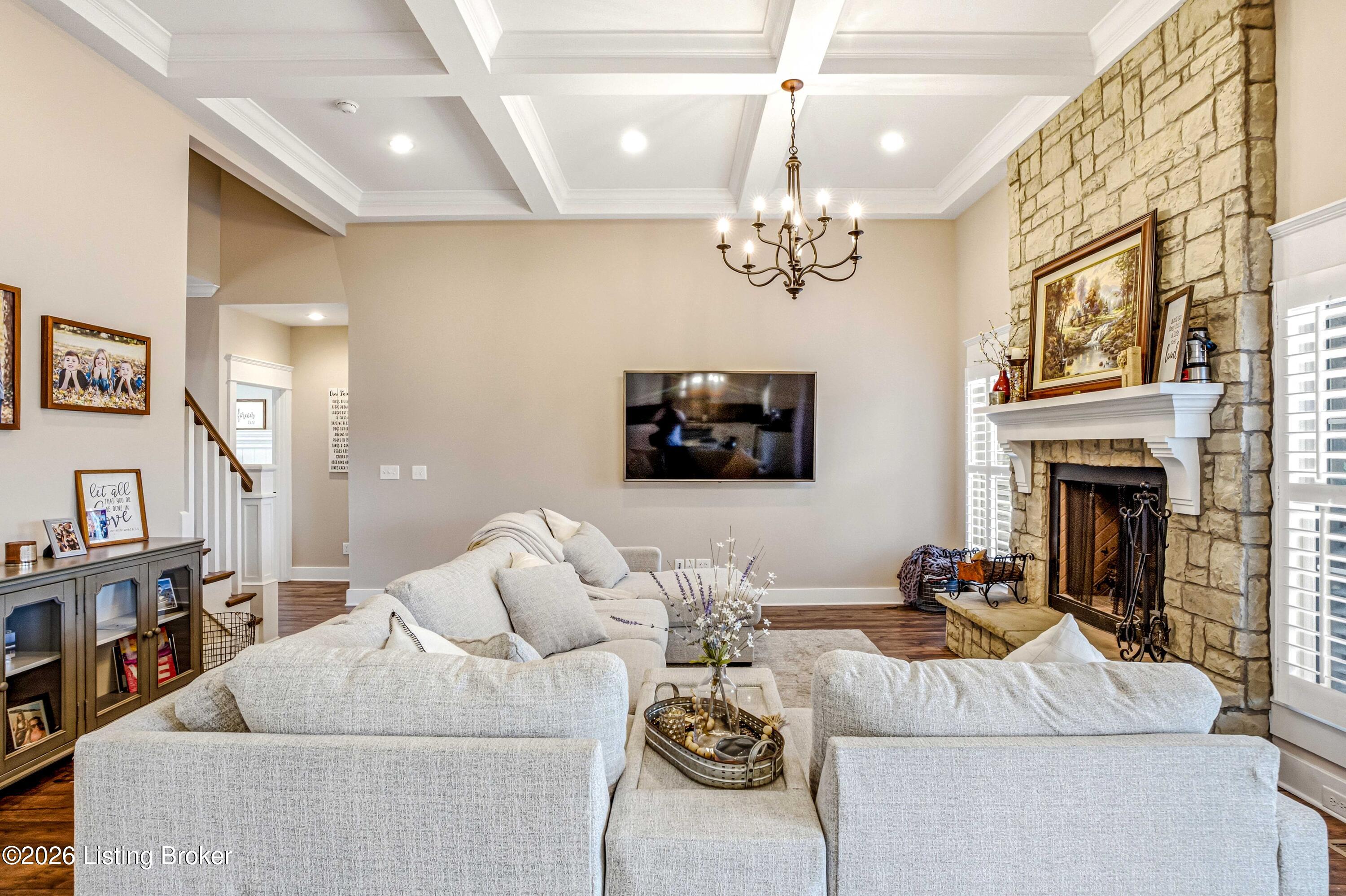 13018 Wellington Way Property Photo 7