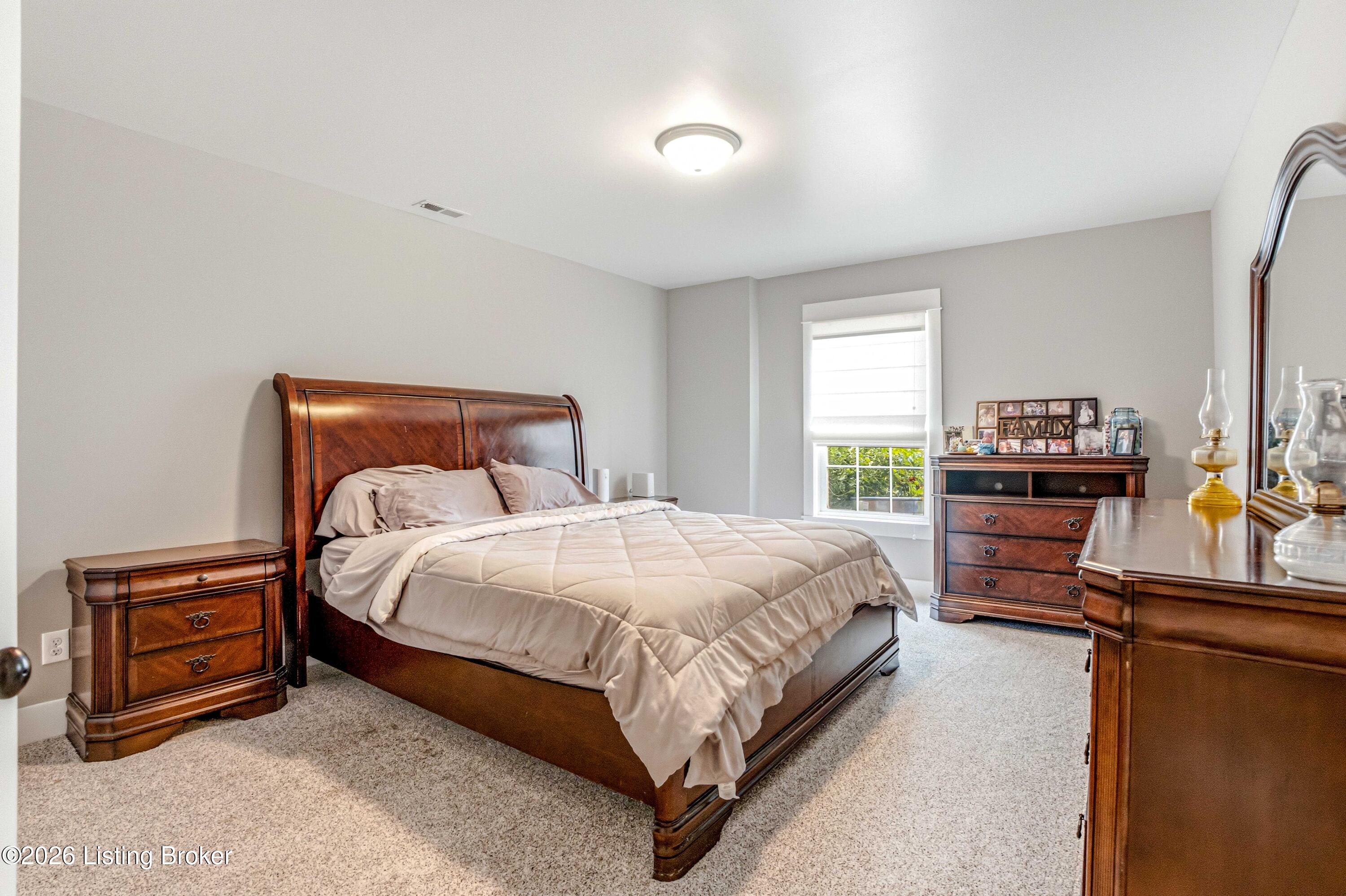 13018 Wellington Way Property Photo 35