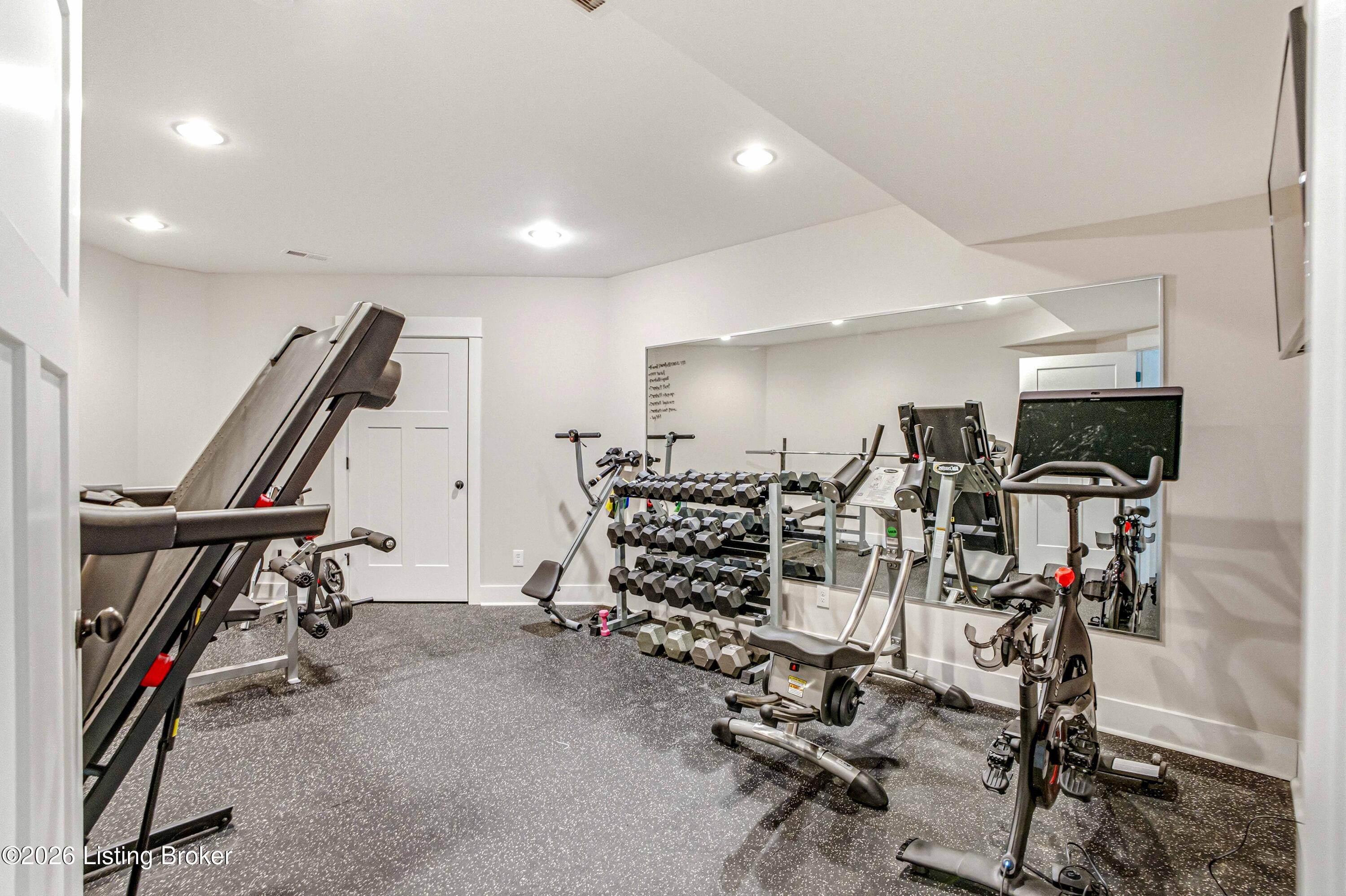 13018 Wellington Way Property Photo 36